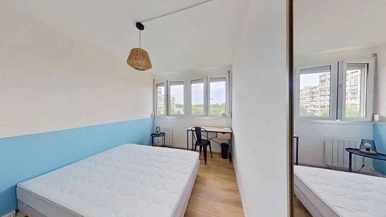 Отдельная комната сдается в аренду за 450 € в месяц в Rennes, Square des Cloteaux
