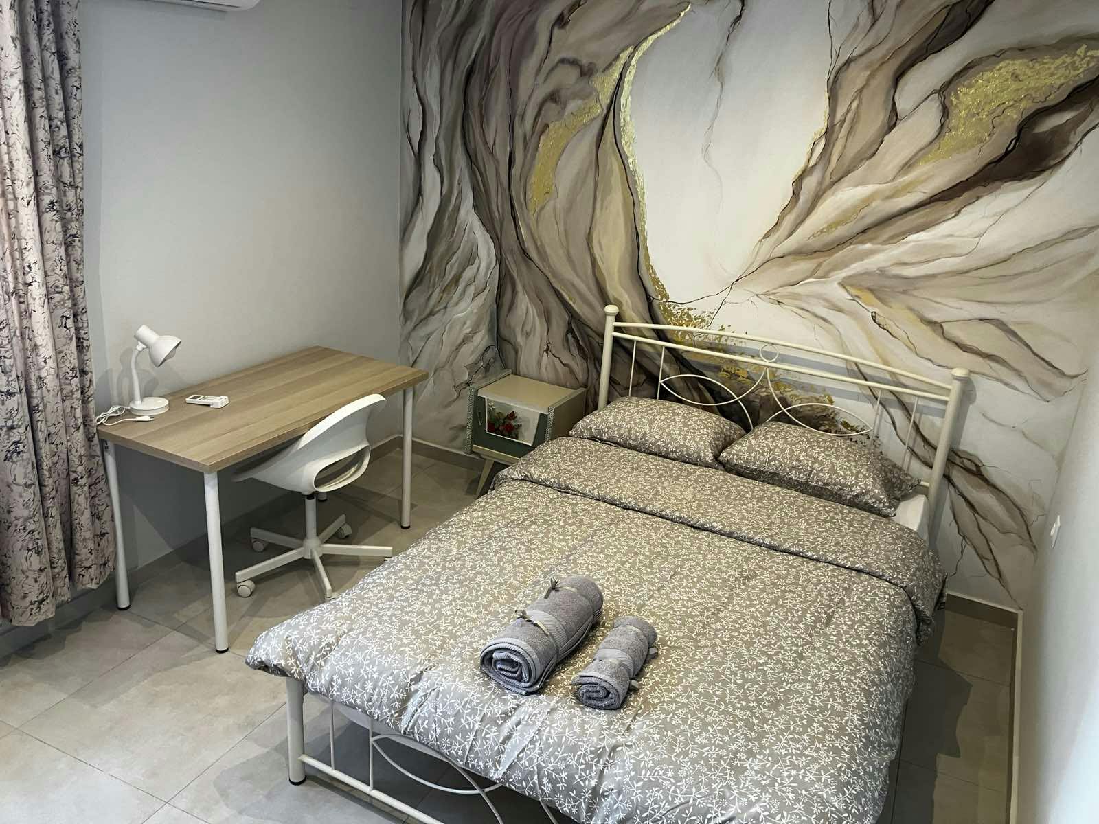 preview gallery tile