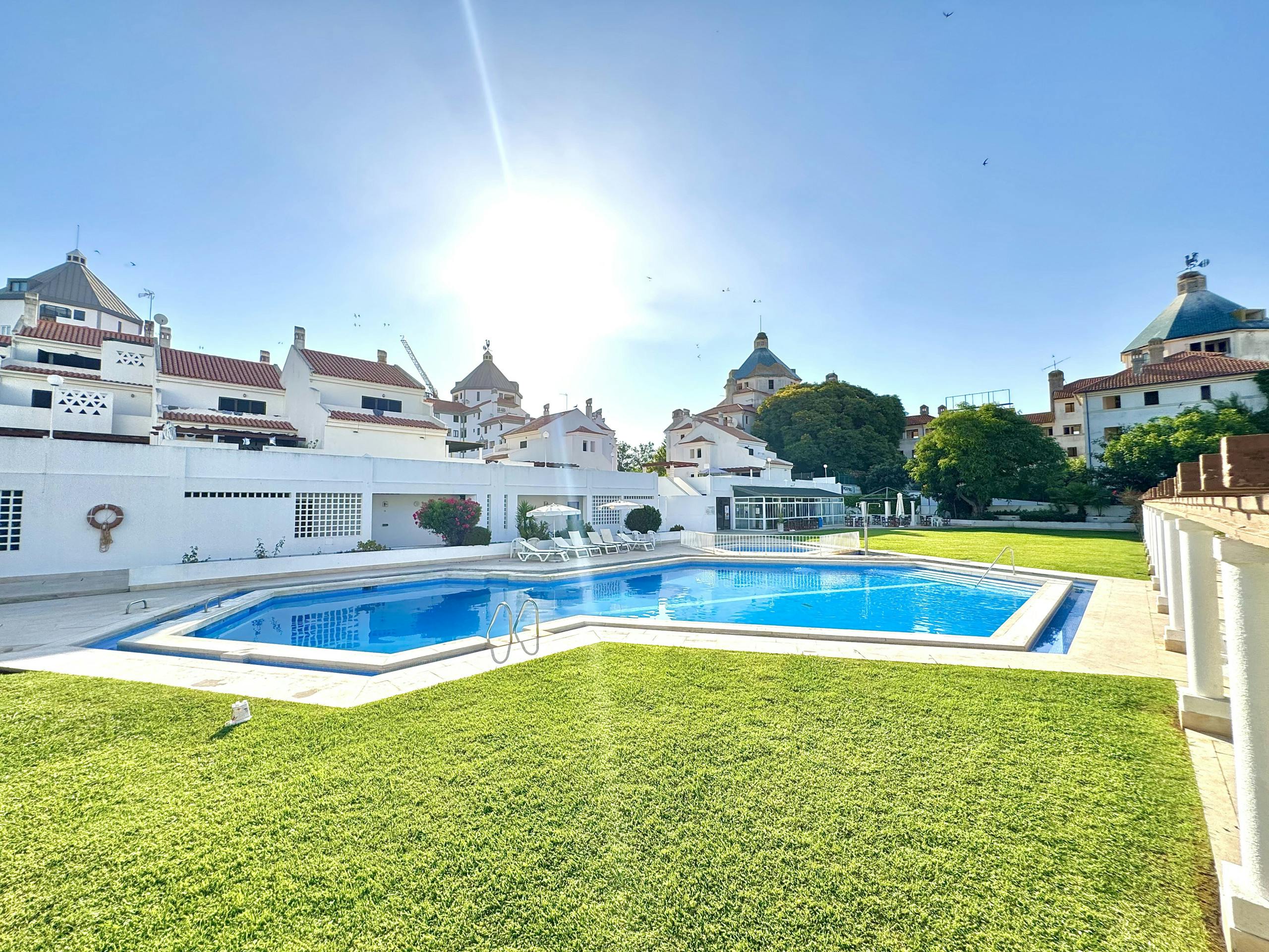Wohnung zu mieten für 9.999 € pro Monat in Vilamoura, Avenida Tivoli