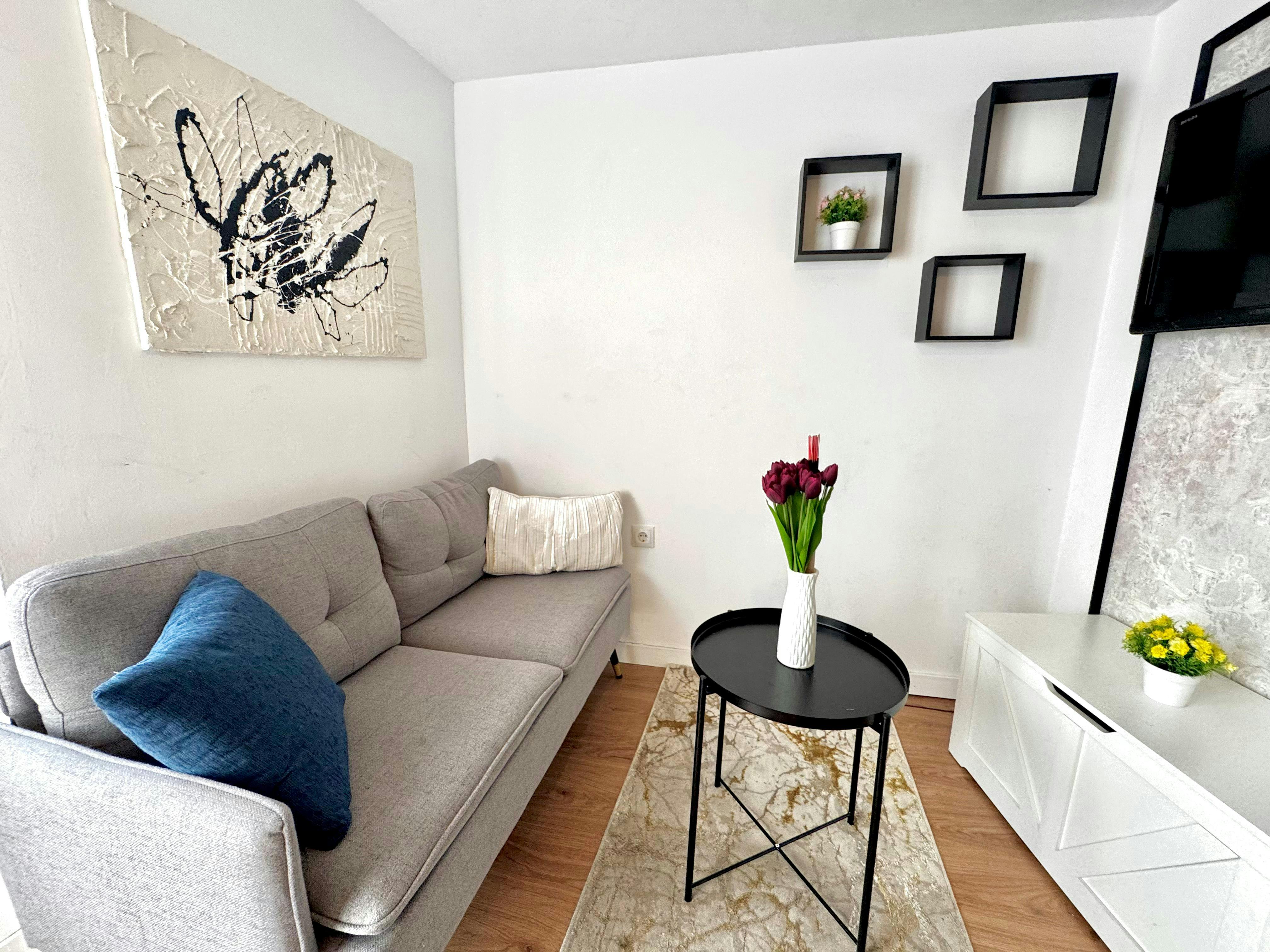 Calle de Pedro Tezano, Madrid Madrid