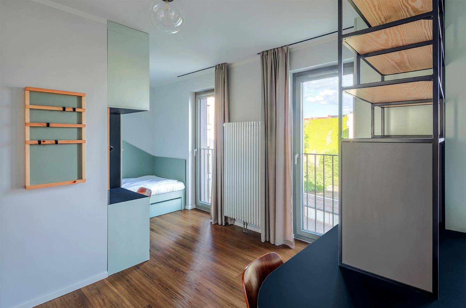 preview gallery tile