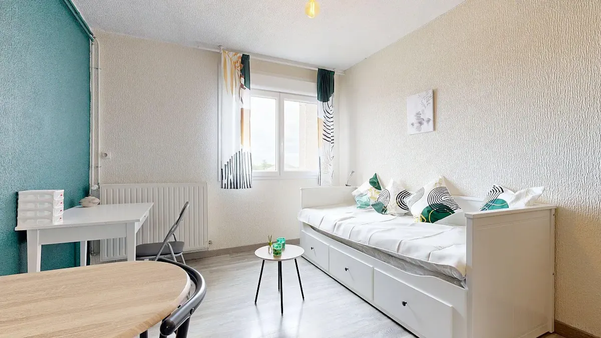 Apartment in Avenue du Général Patton, Angers (1637110) ROOM