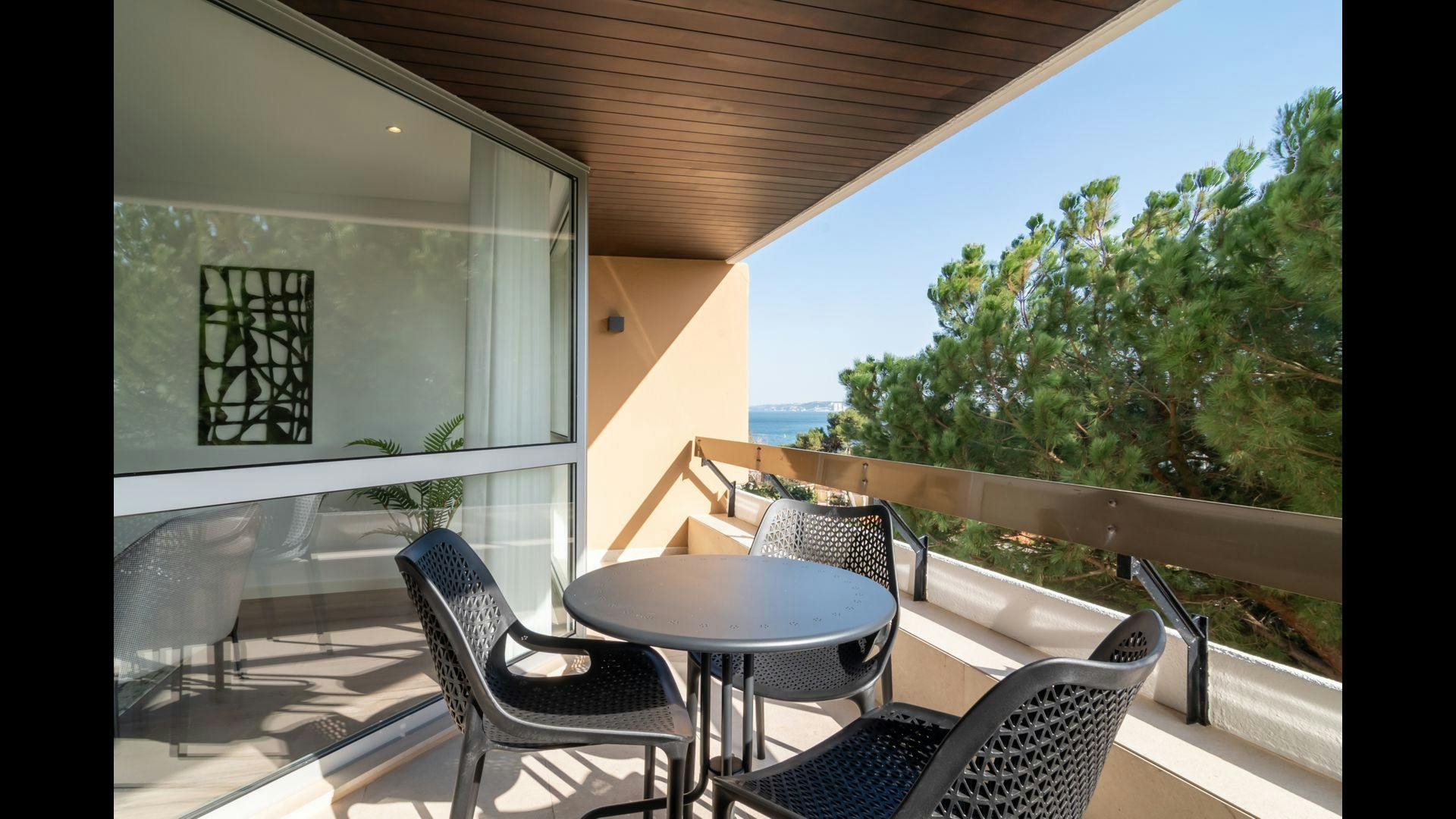 Apartamento para alugar por € 2.256 por mês em Oeiras, Alameda Alto da Barra