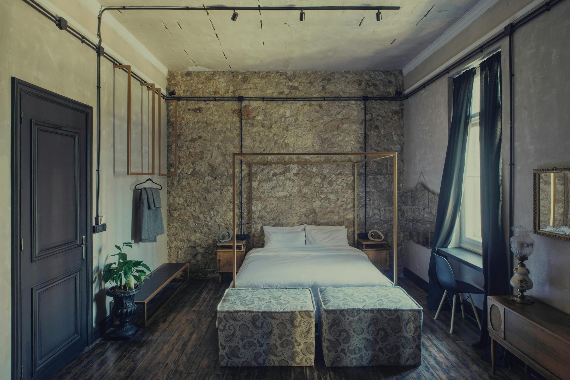 Etolikou, Pireas preview