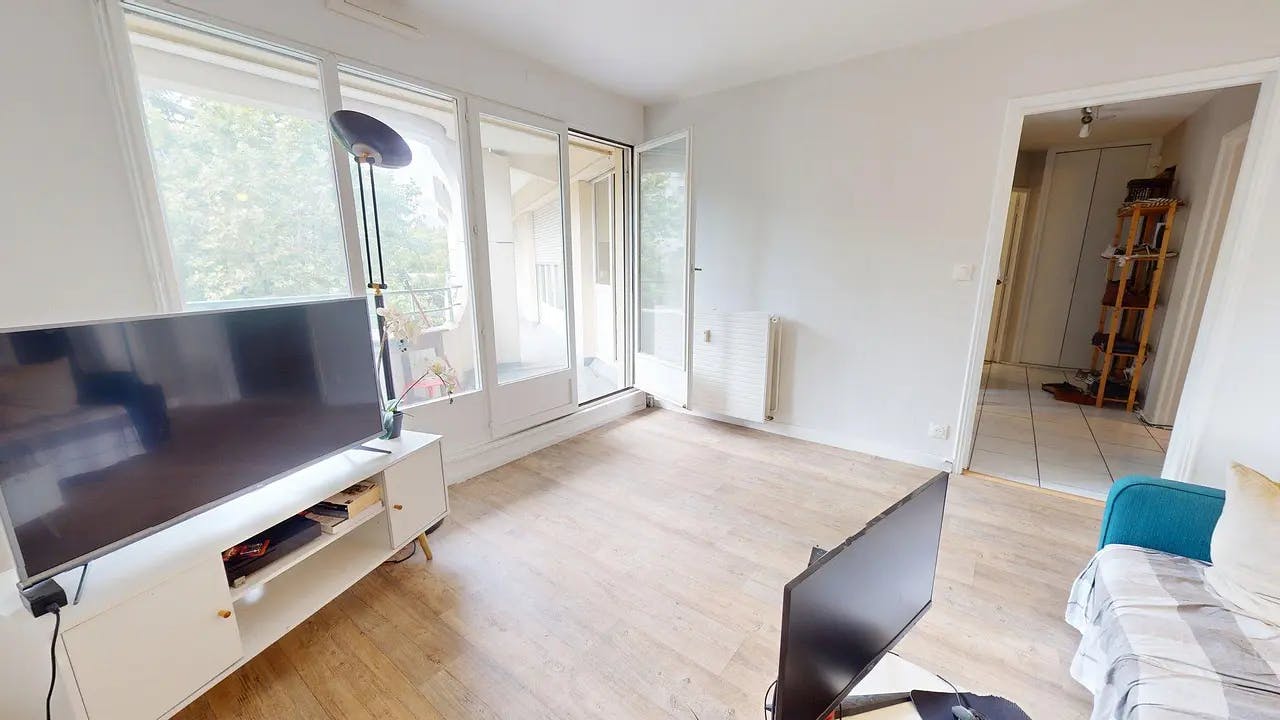 Private room in Rue de la Chapelle, Lyon (1637125) room image 6