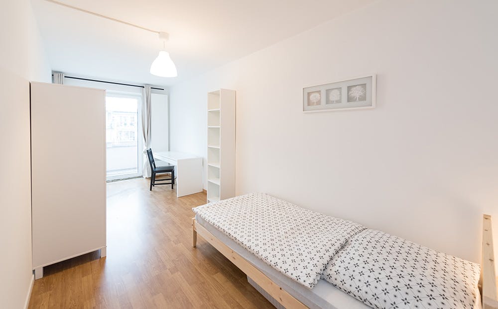 Private room for rent for €680 per month in Munich, Grünwalder Straße