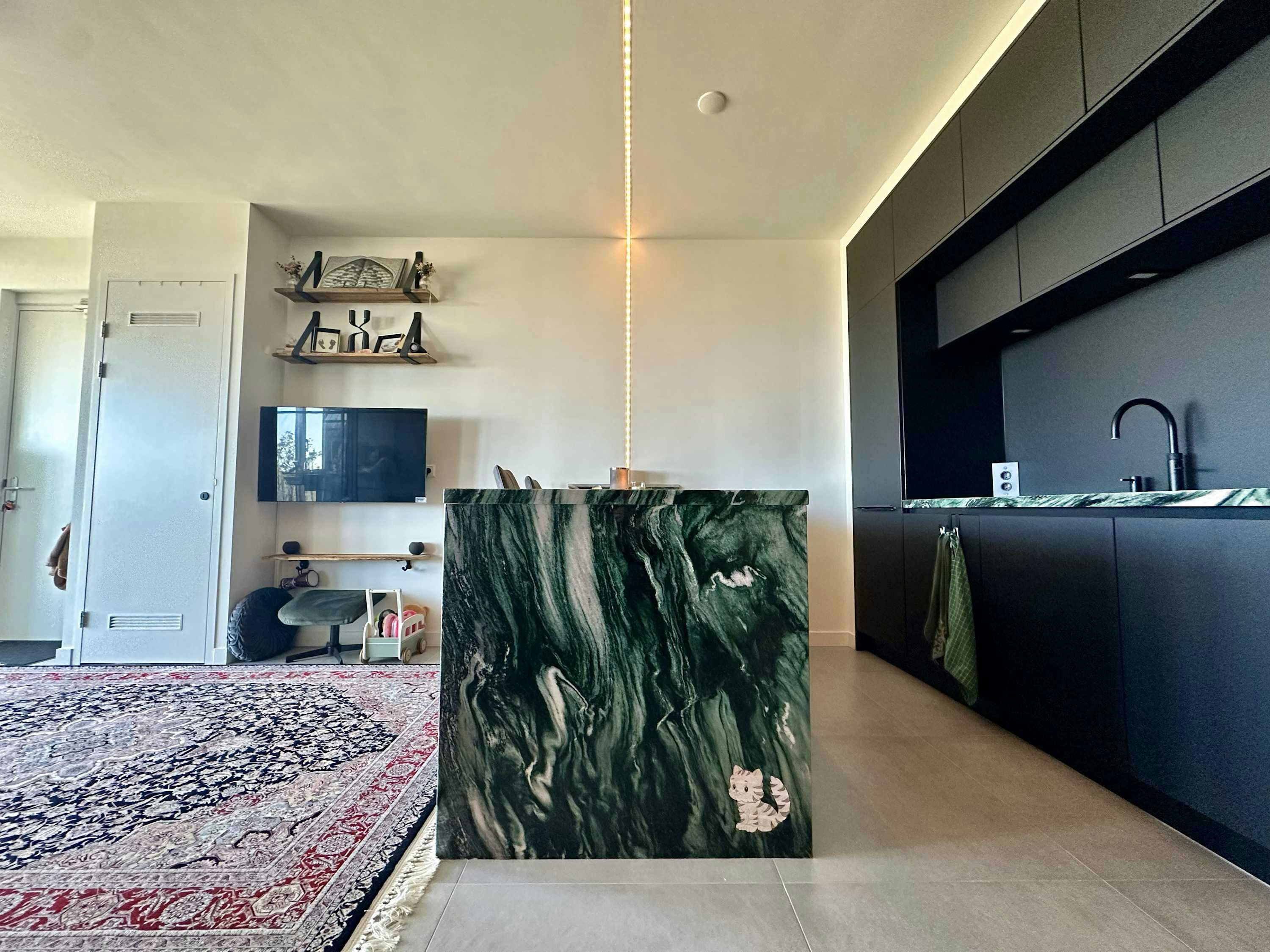 preview gallery tile