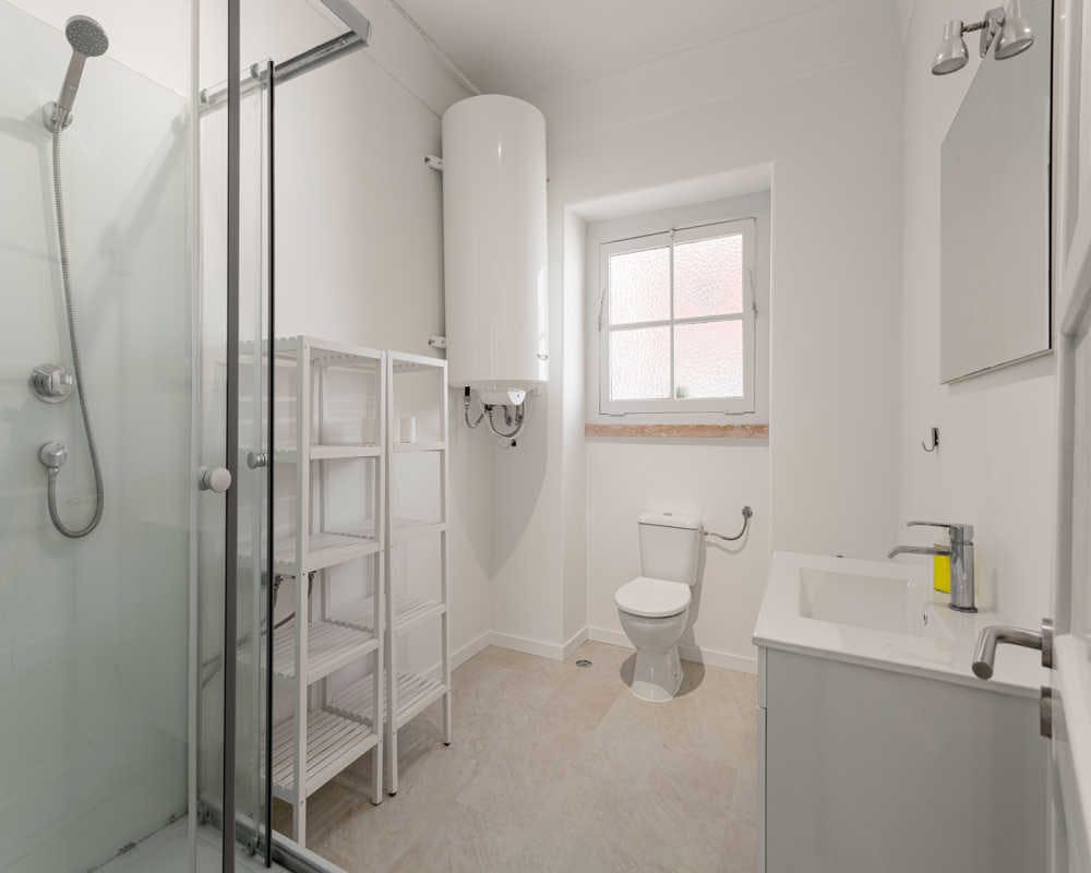 Single room Lisbon, 1 bed, 13m² — photo 48