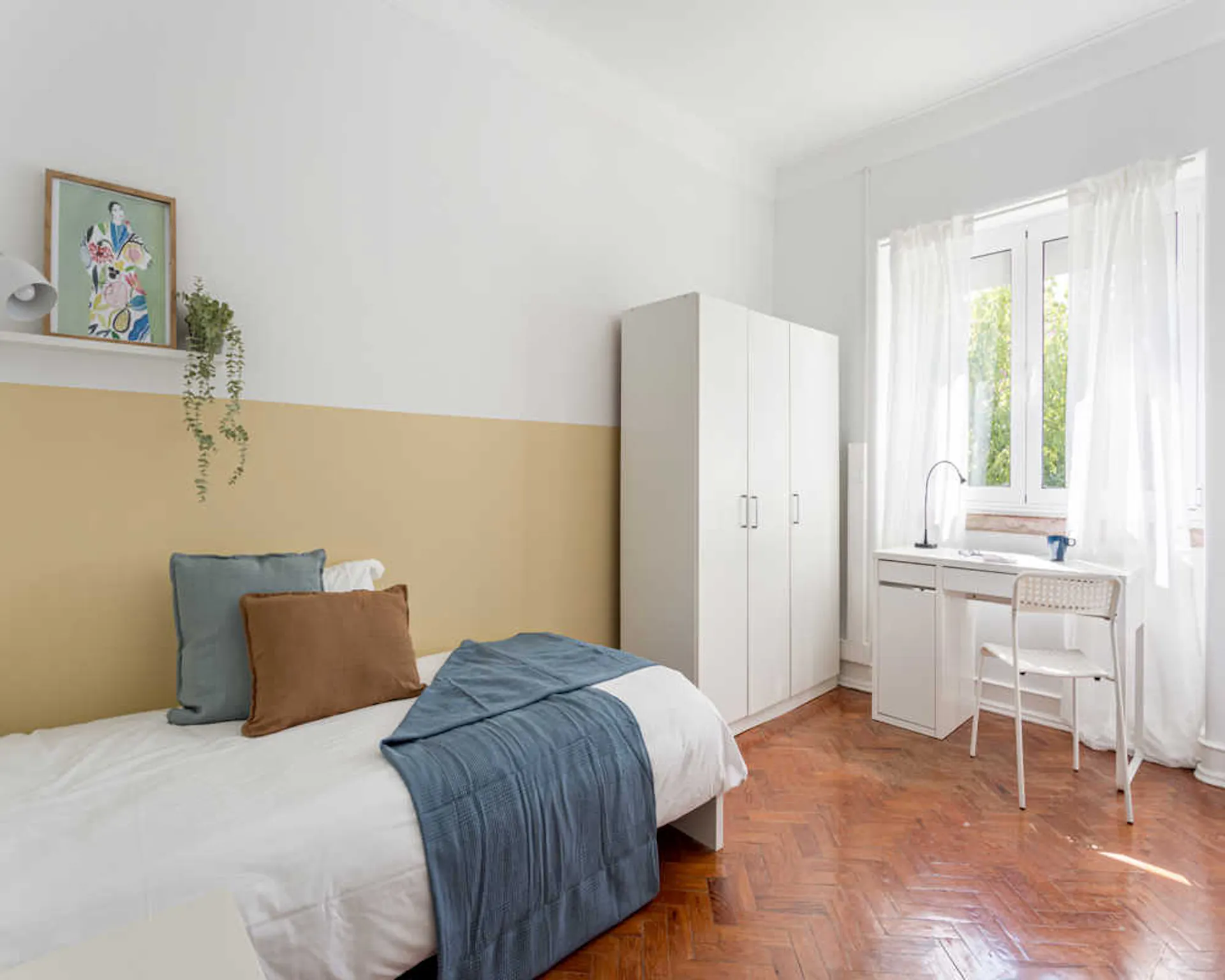 Avenida da Igreja, Lisbon preview