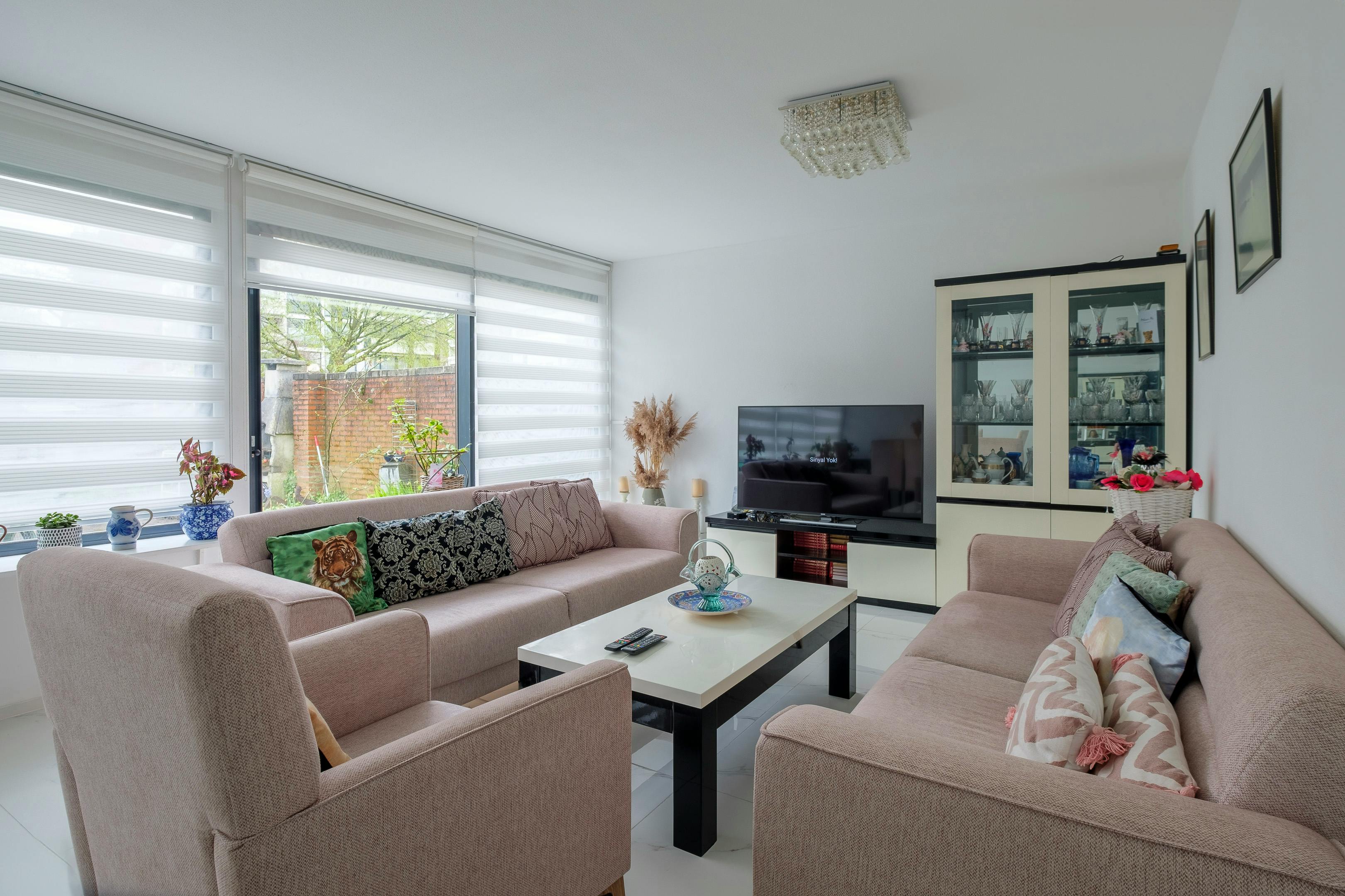 Woning aan Julianastraat, Halfweg