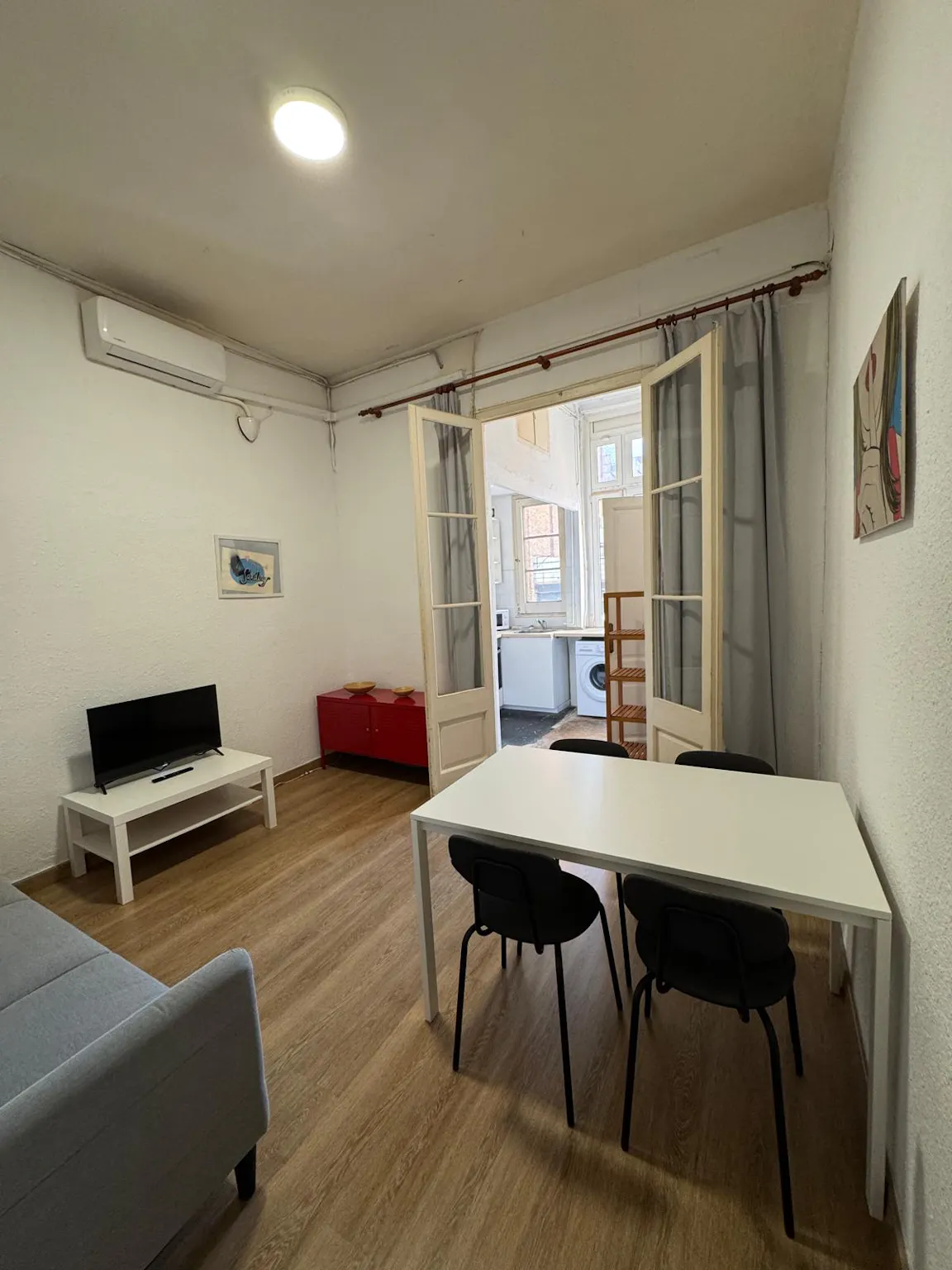 2-Bedroom Apartment in Carrer de Verdi, Barcelona (1637351) ROOM