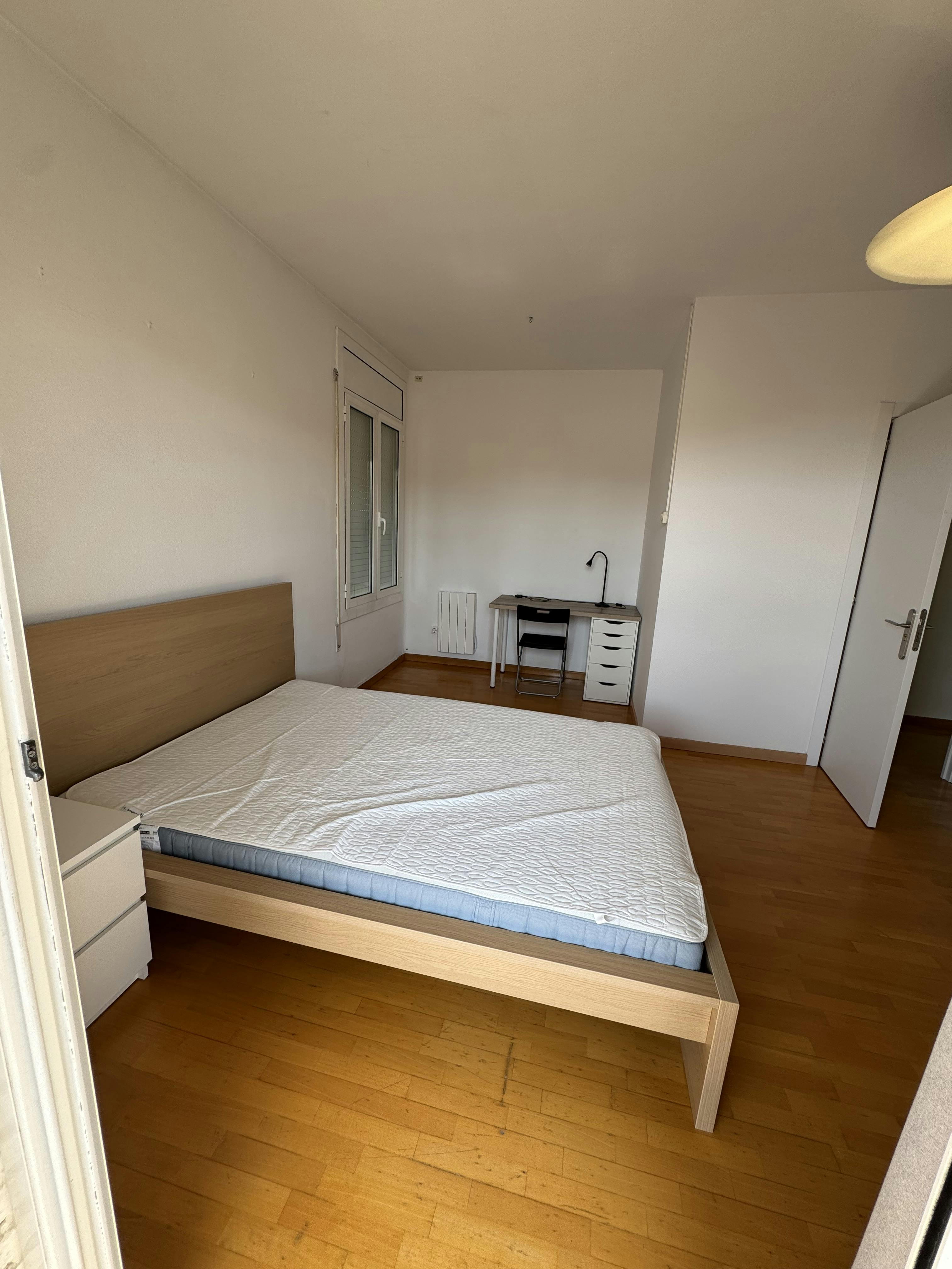 Private room for rent for €510 per month in Sabadell, Avinguda de Josep Tarradellas