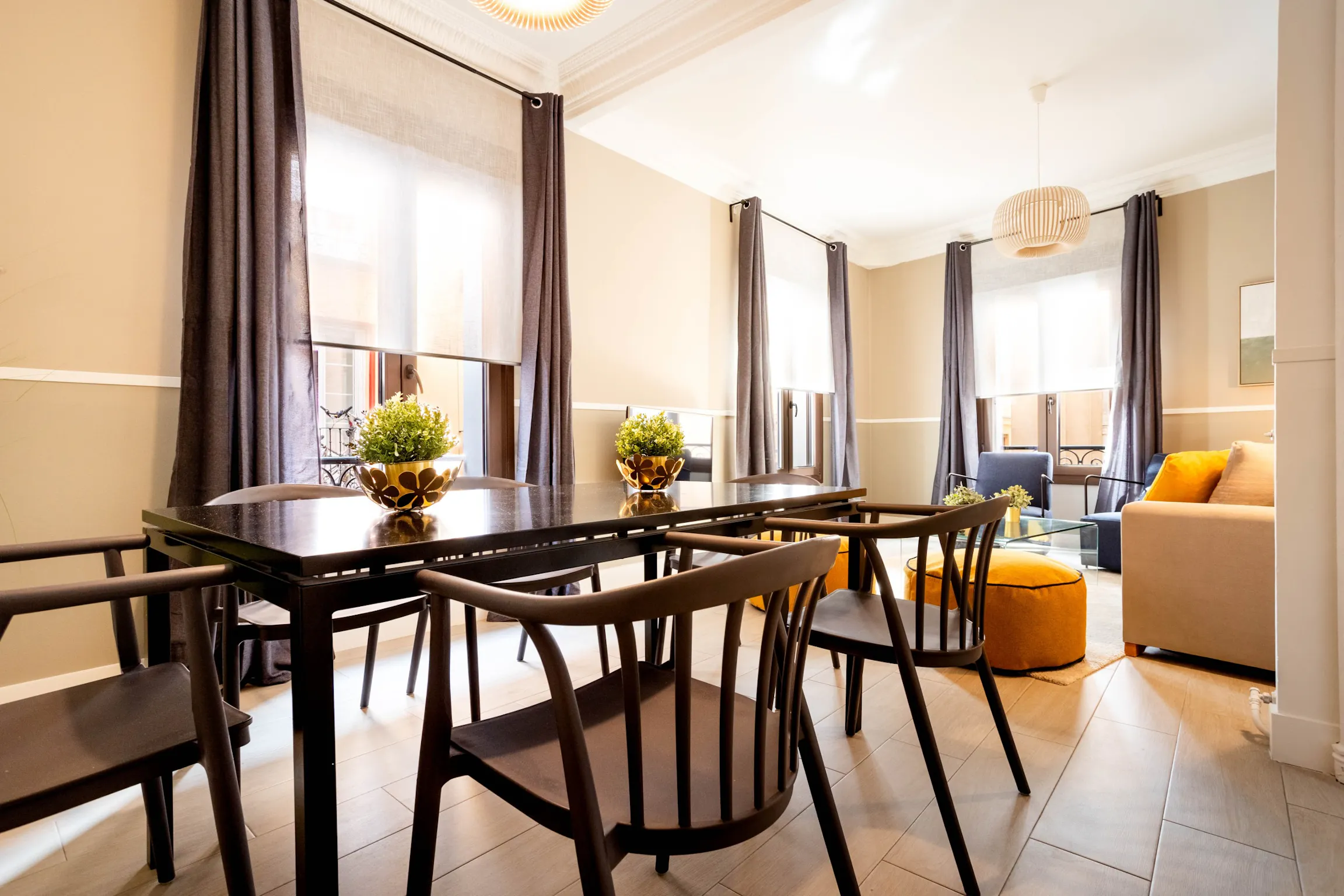 4-Bedroom Apartment in Calle de Jesús y María, Madrid (1637385) ROOM 2