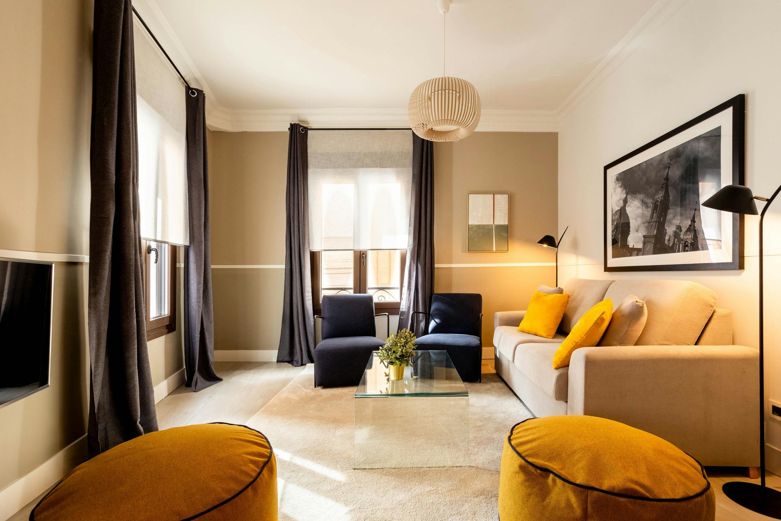 Apartment Madrid, 4 beds — photo 1