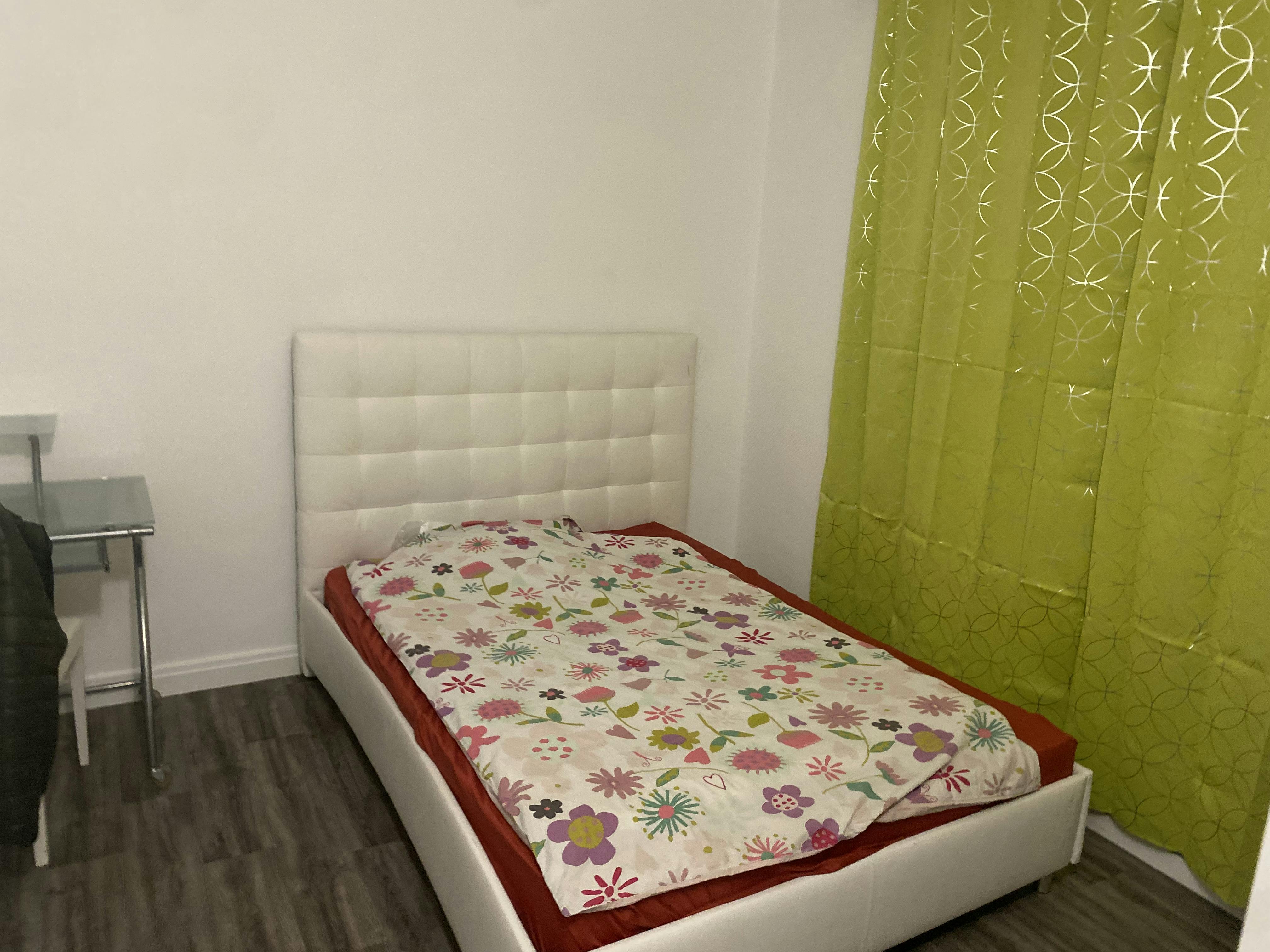 Private room for rent for €550 per month in Noisy-le-Grand, Allée du Val Fleuri