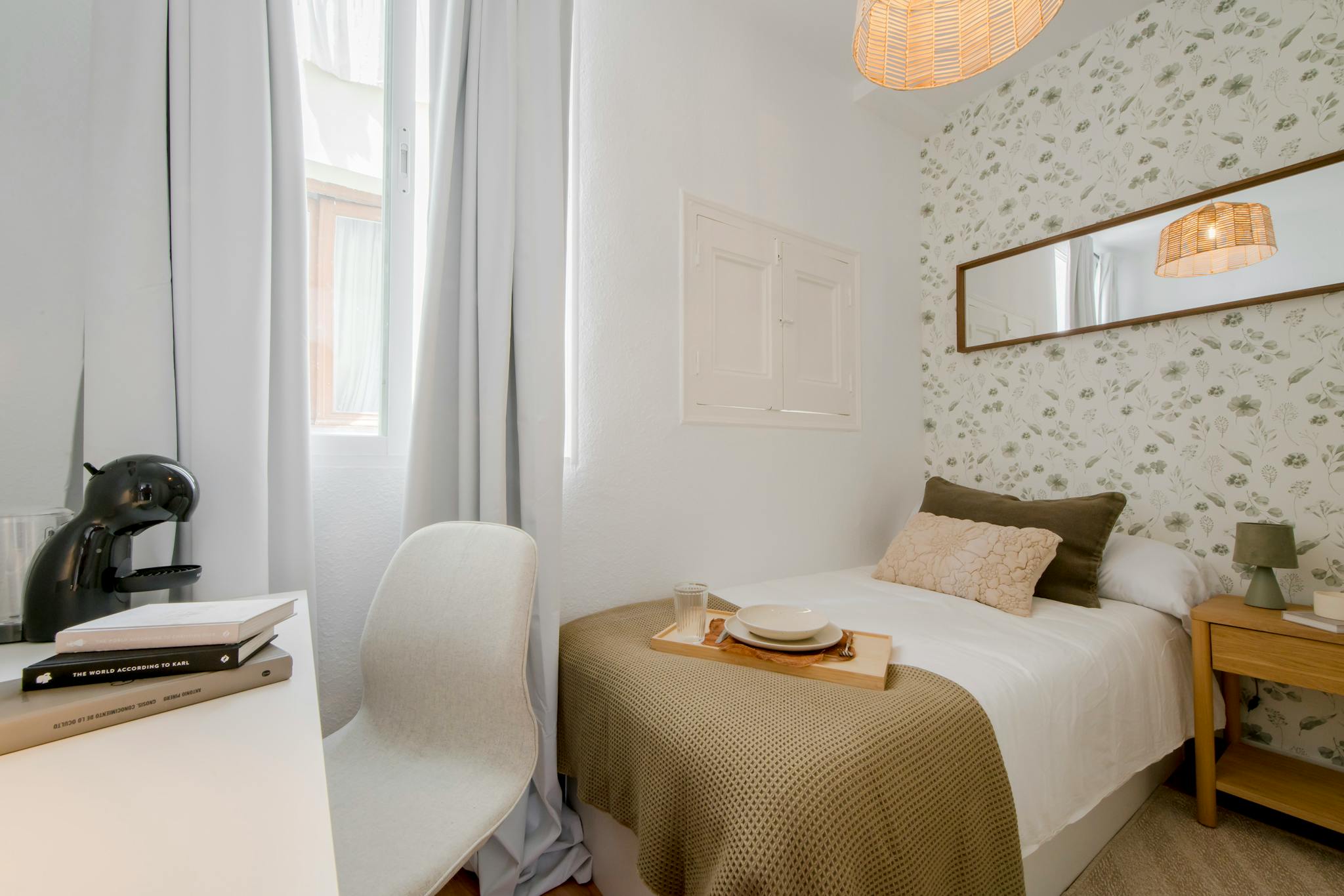 Calle Mayor, Madrid preview