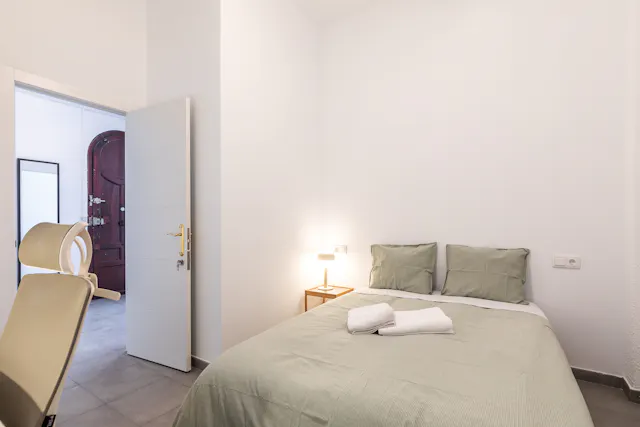 Private room in Carrer Martínez Cubells, Valencia (1637443) room image 2