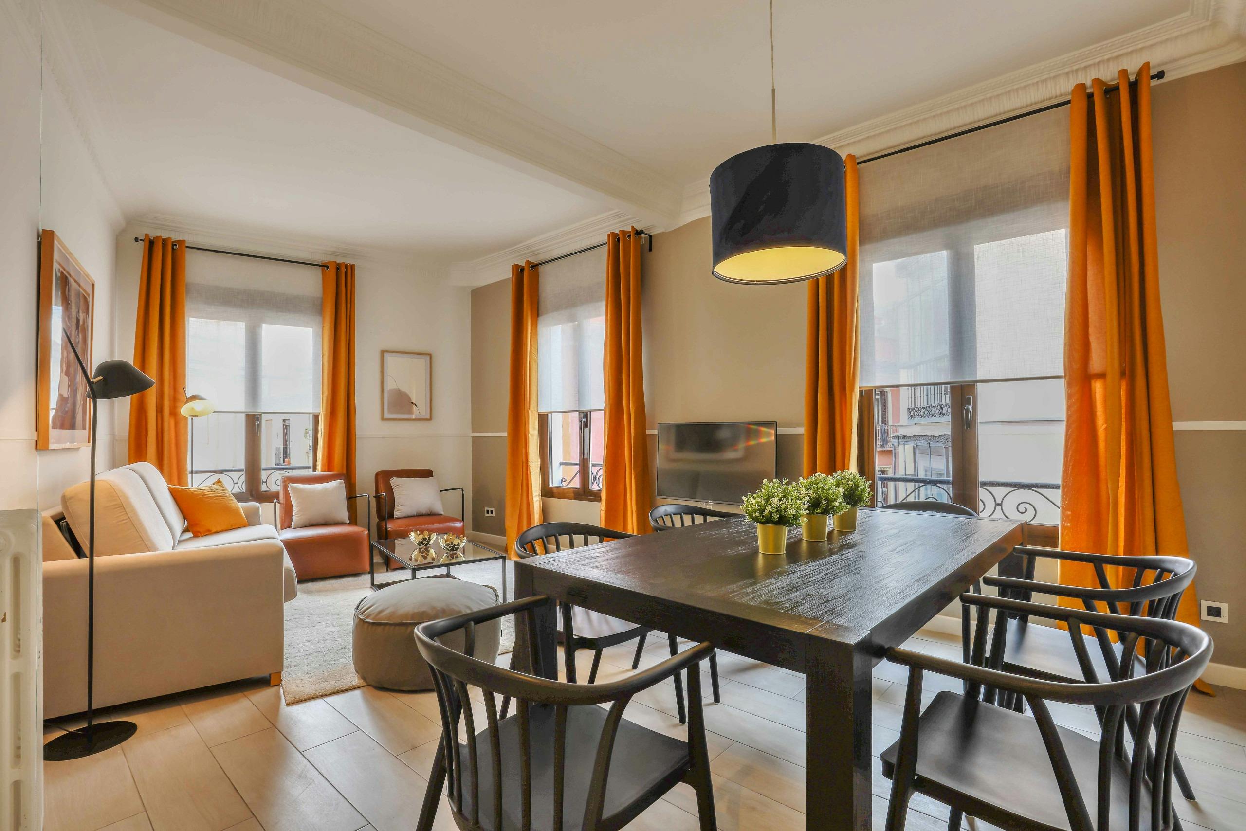 Apartment Madrid, 4 beds — photo 2