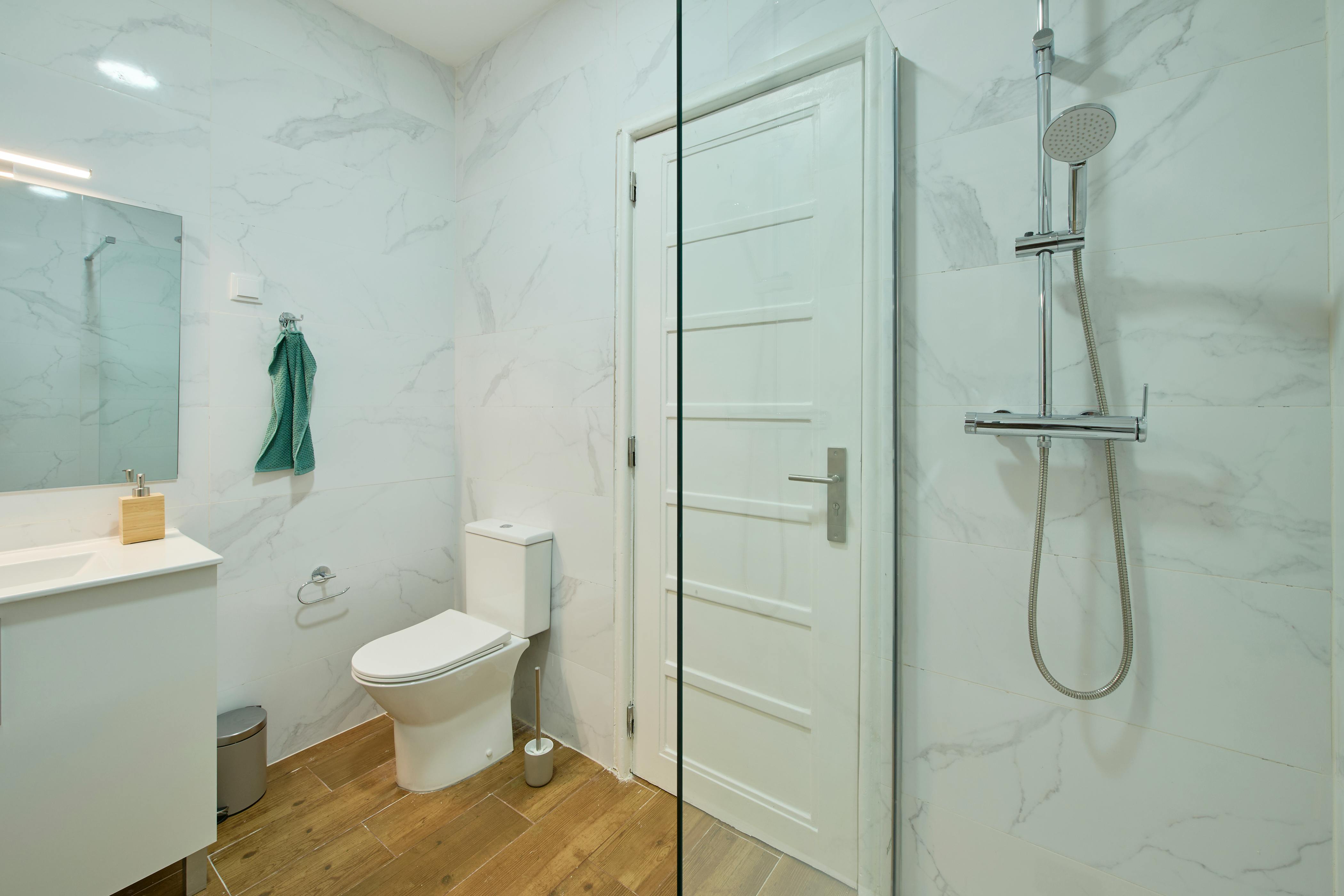 Single room Lisbon, 1 bed, 14m² — photo 15