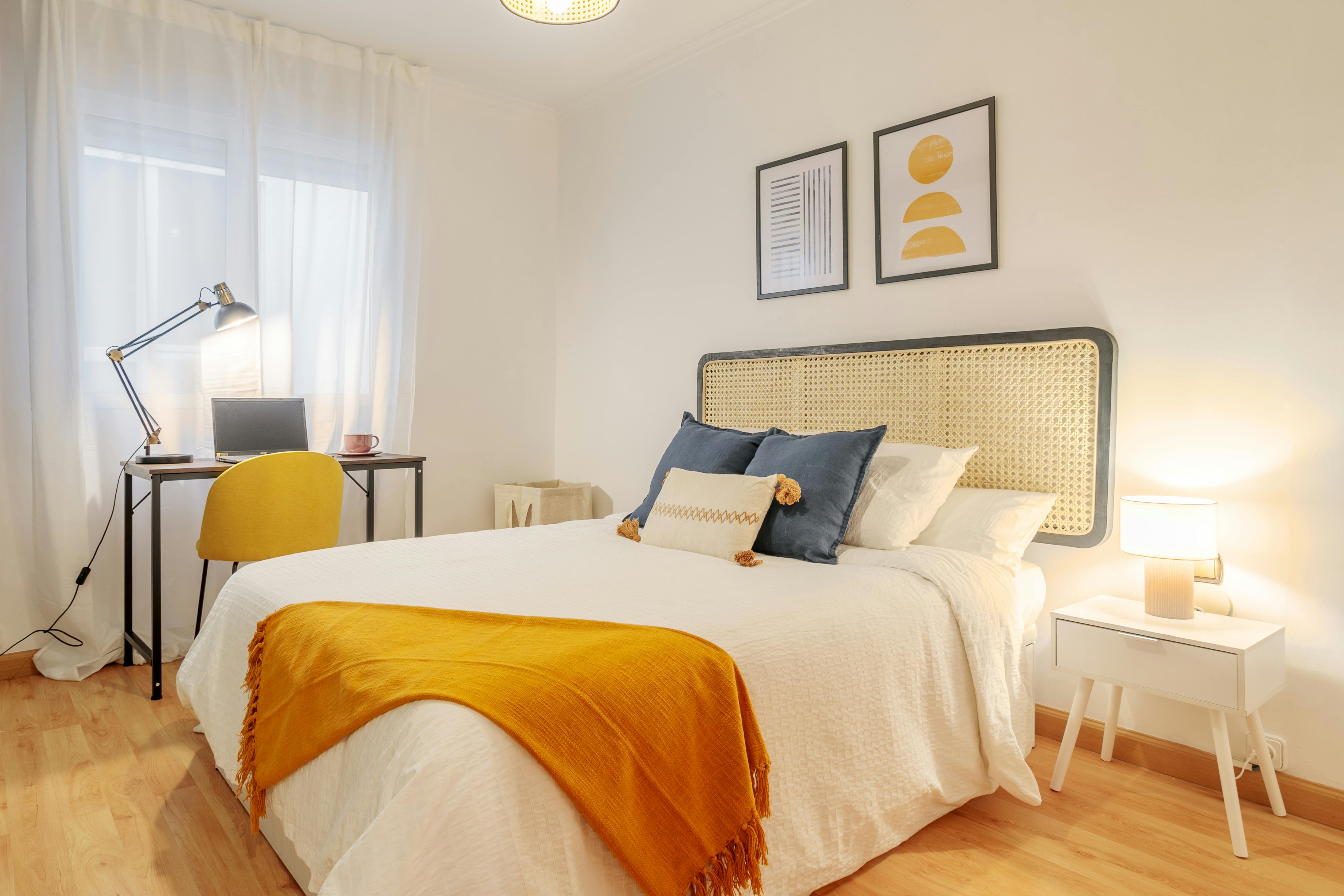 Private room for rent for €525 per month in Alicante (Alacant), Calle Valdés