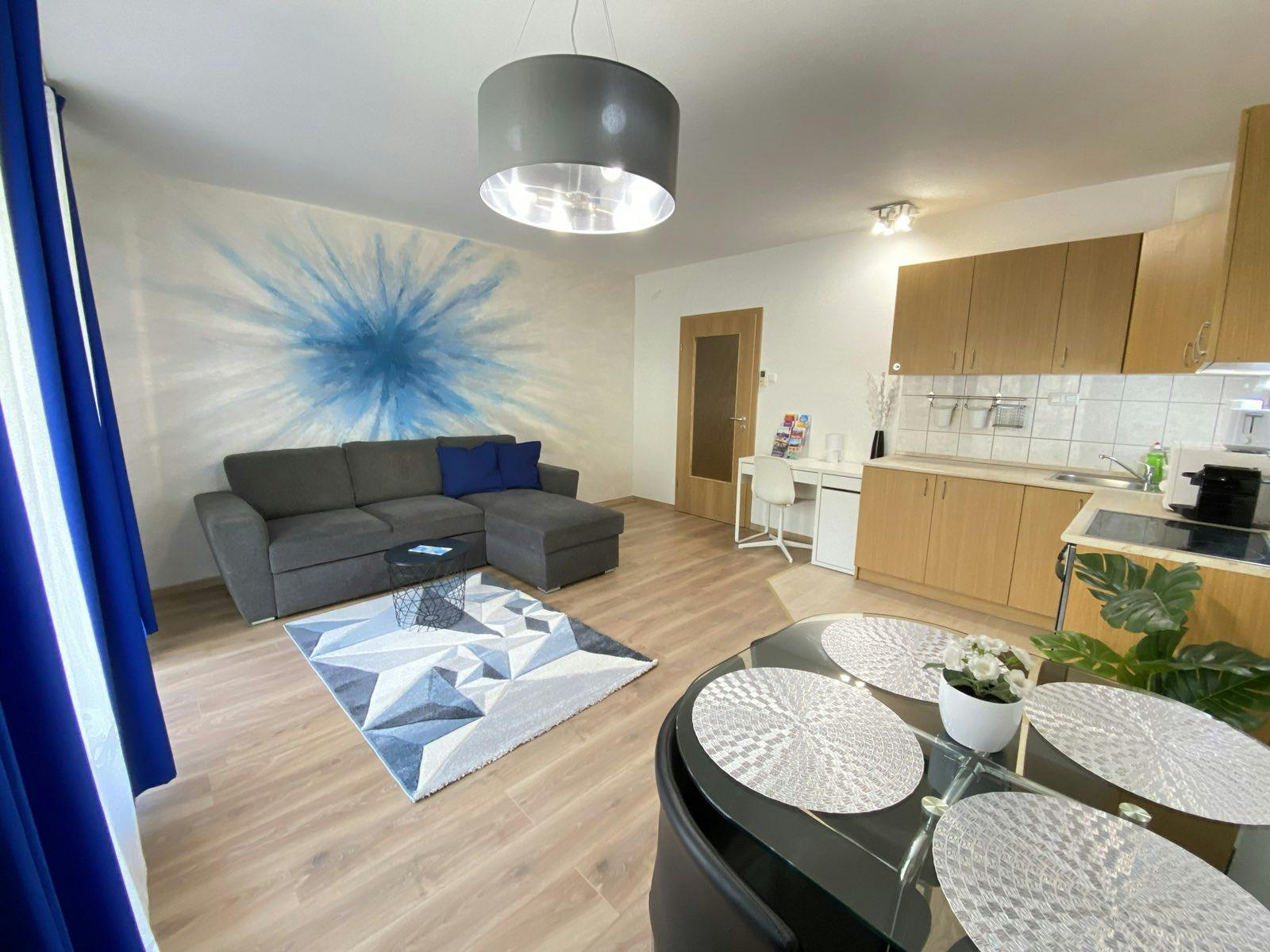 Appartement à louer pour 345 118 HUF/mois à Budapest, Erkel utca