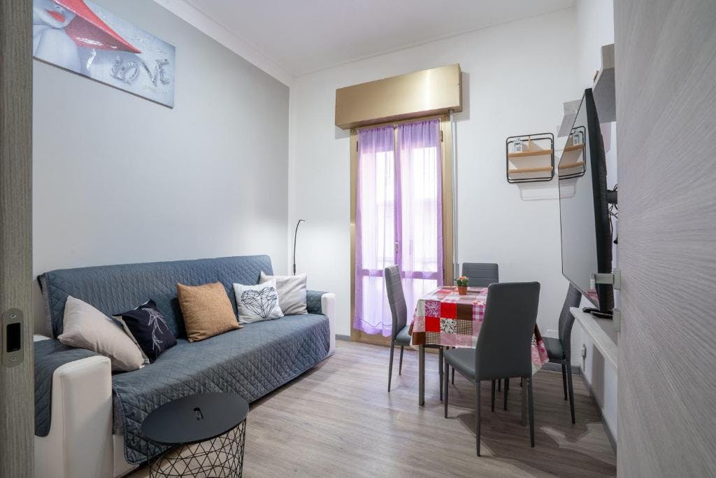 Apartment for rent for €1,200 per month in Bologna, Via Augusto Murri