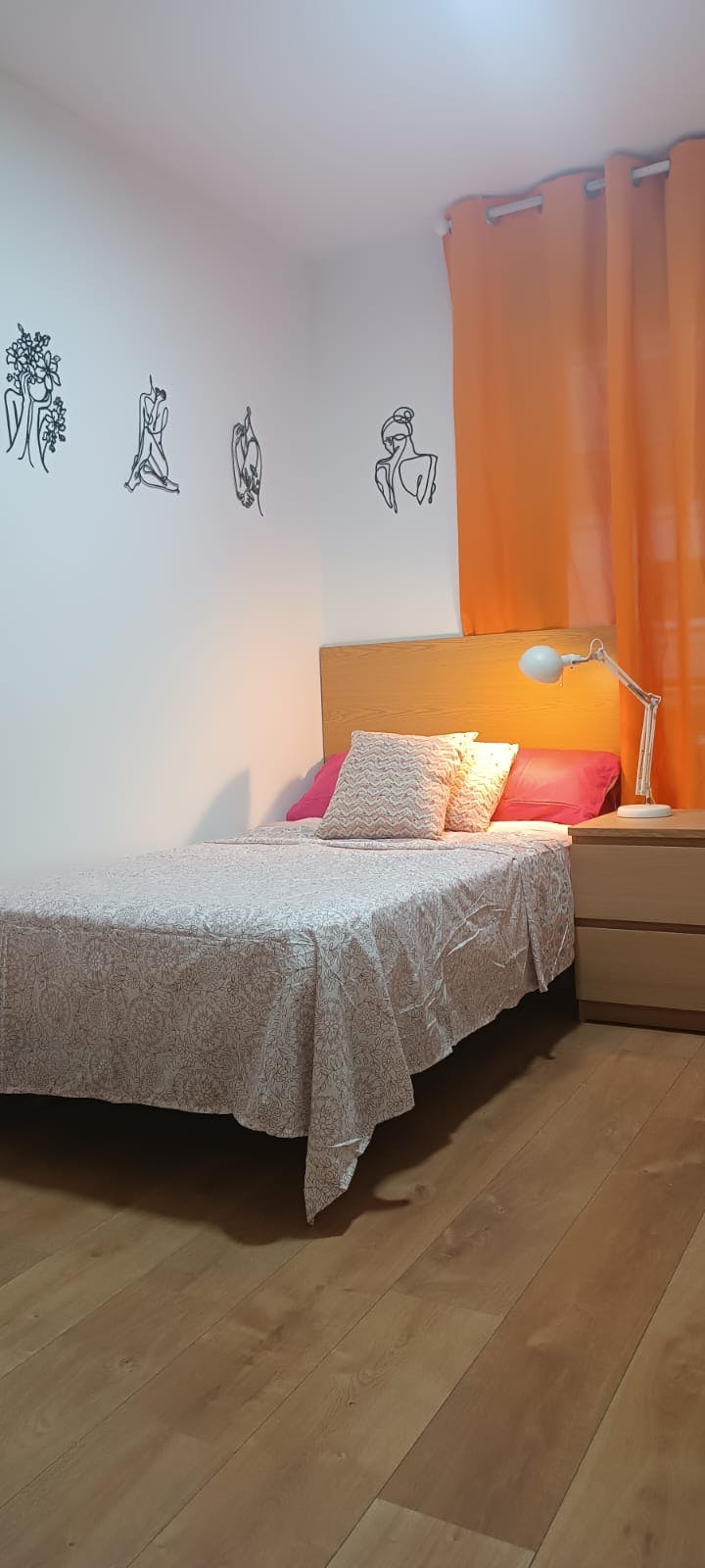 Single room Madrid, 1 bed, 11m² — photo 4