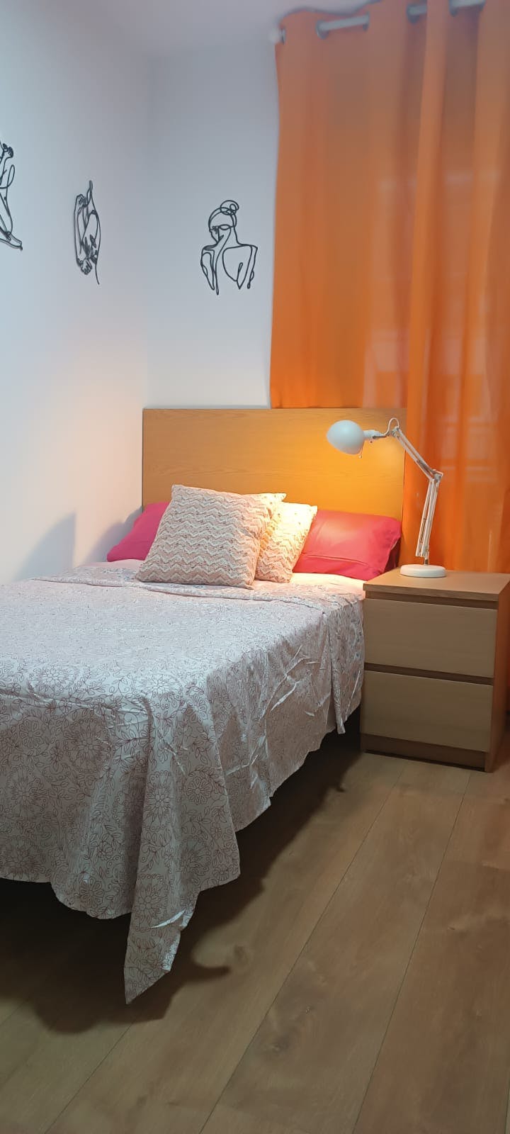 Single room Madrid, 1 bed, 11m² — photo 10