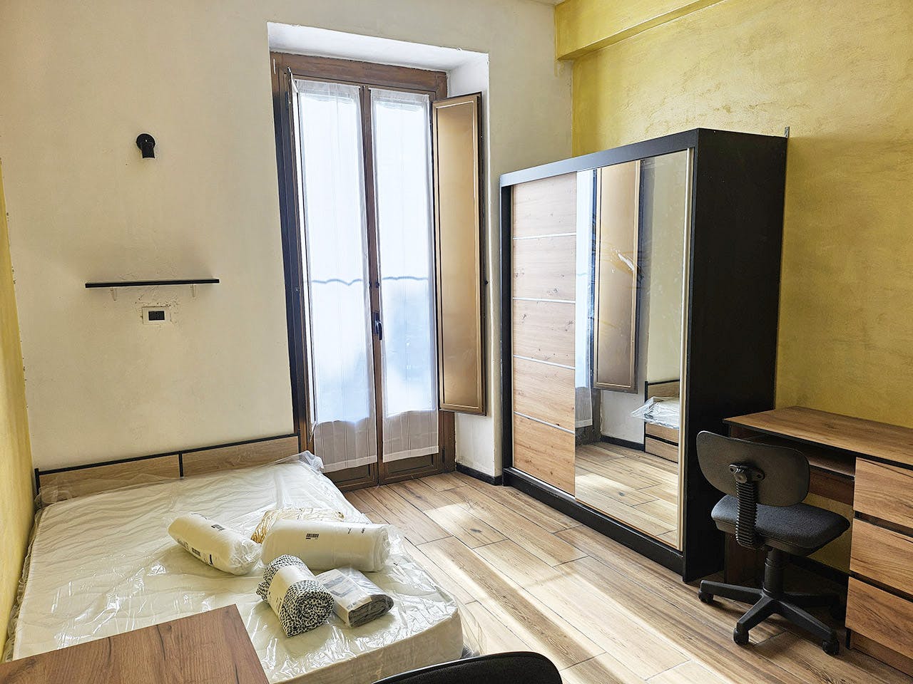 Shared room for rent for €350 per month in Turin, Corso Novara