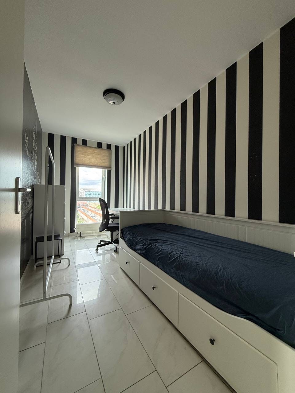 preview gallery tile