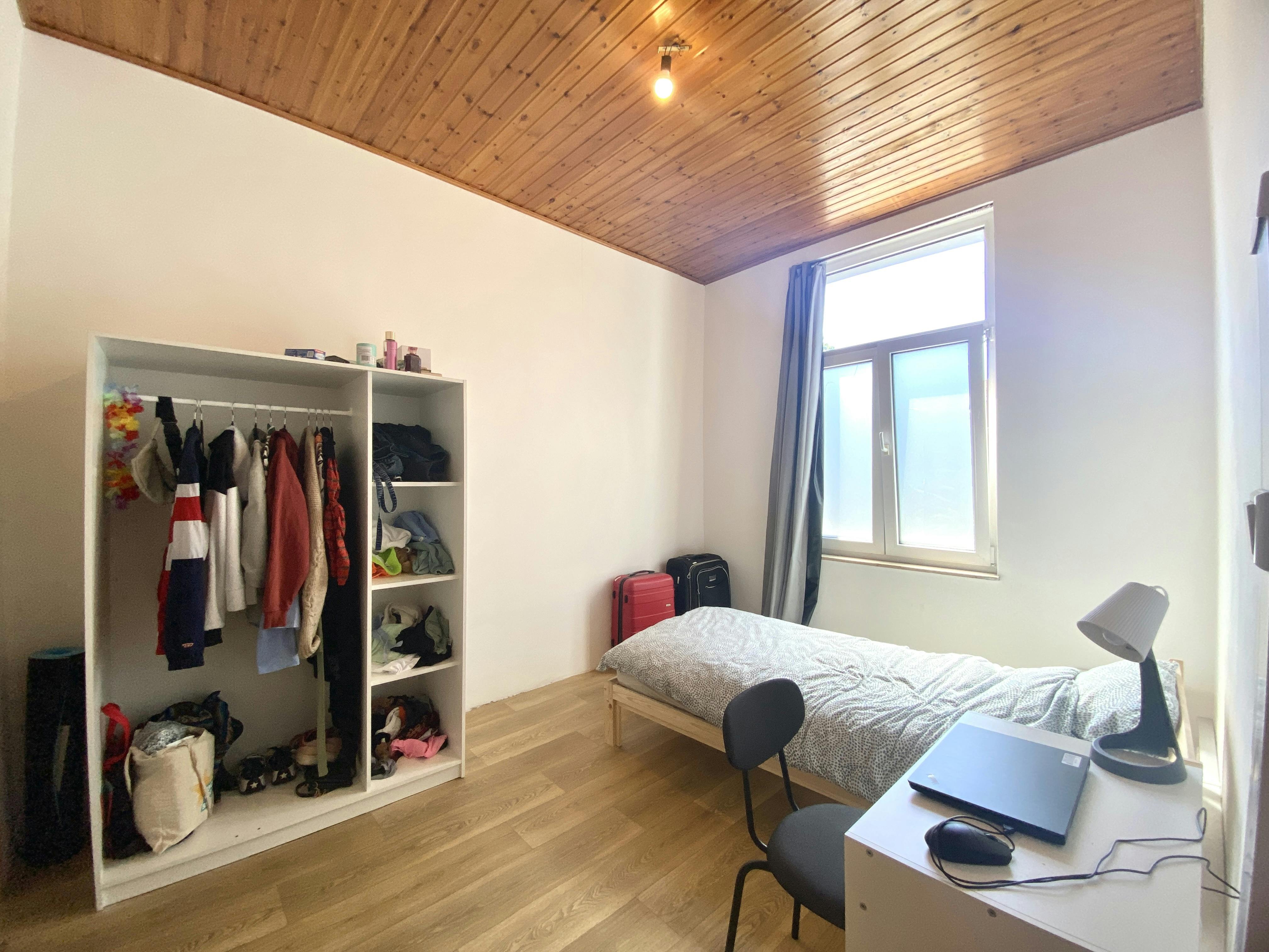 Bekijk foto 1/7 van studio in Schaarbeek