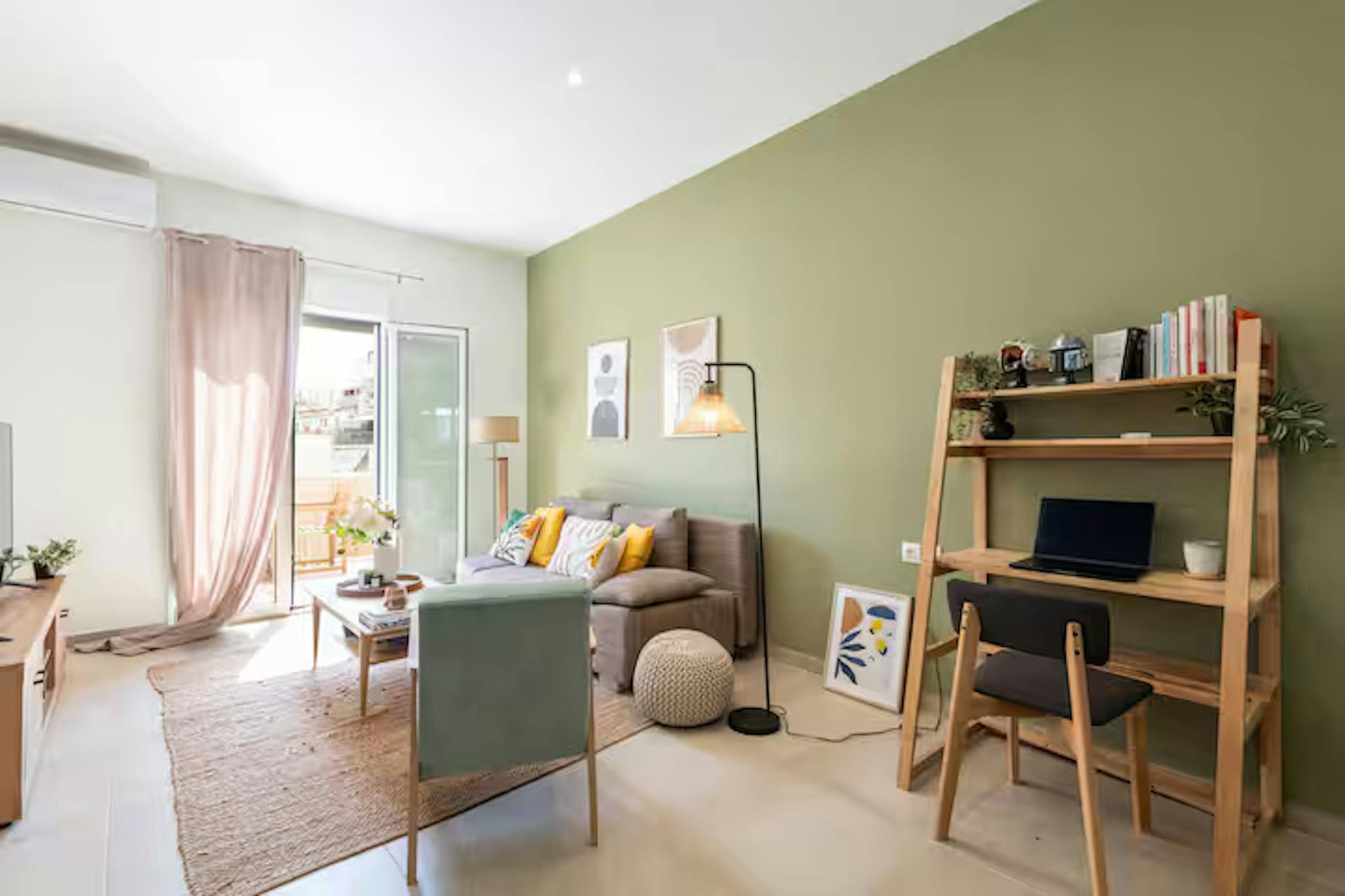 Stavropoulou, Athina preview