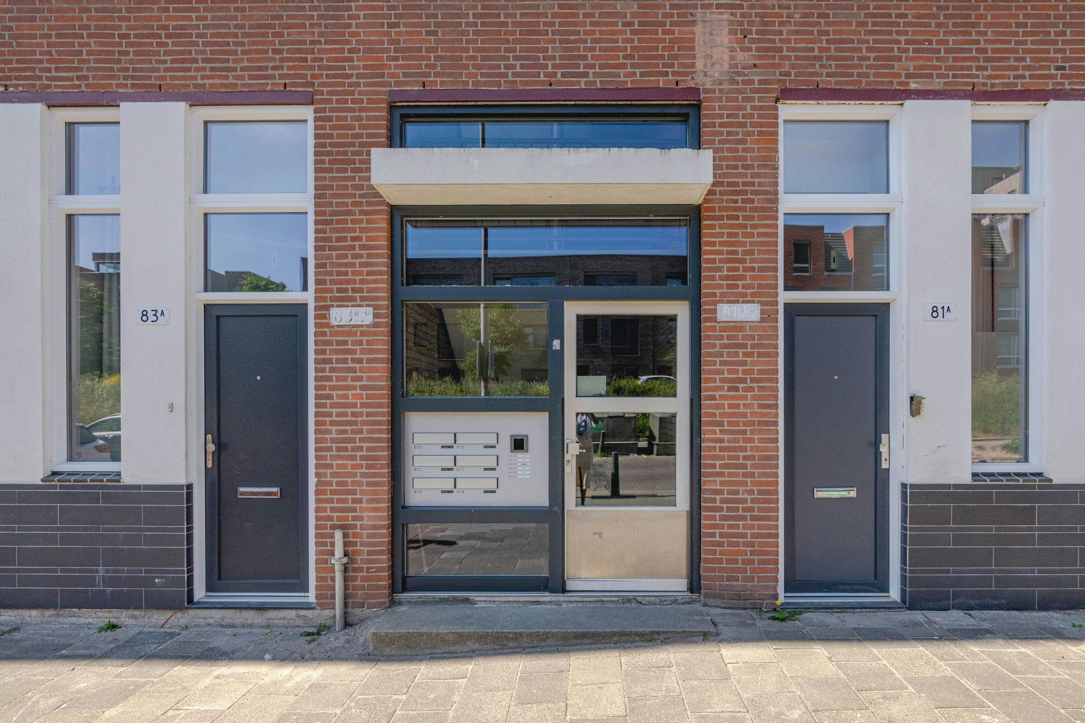 preview gallery tile