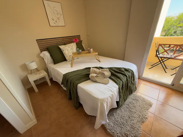 Private room in Avenida de Portugal, Madrid (1638356) room image 1