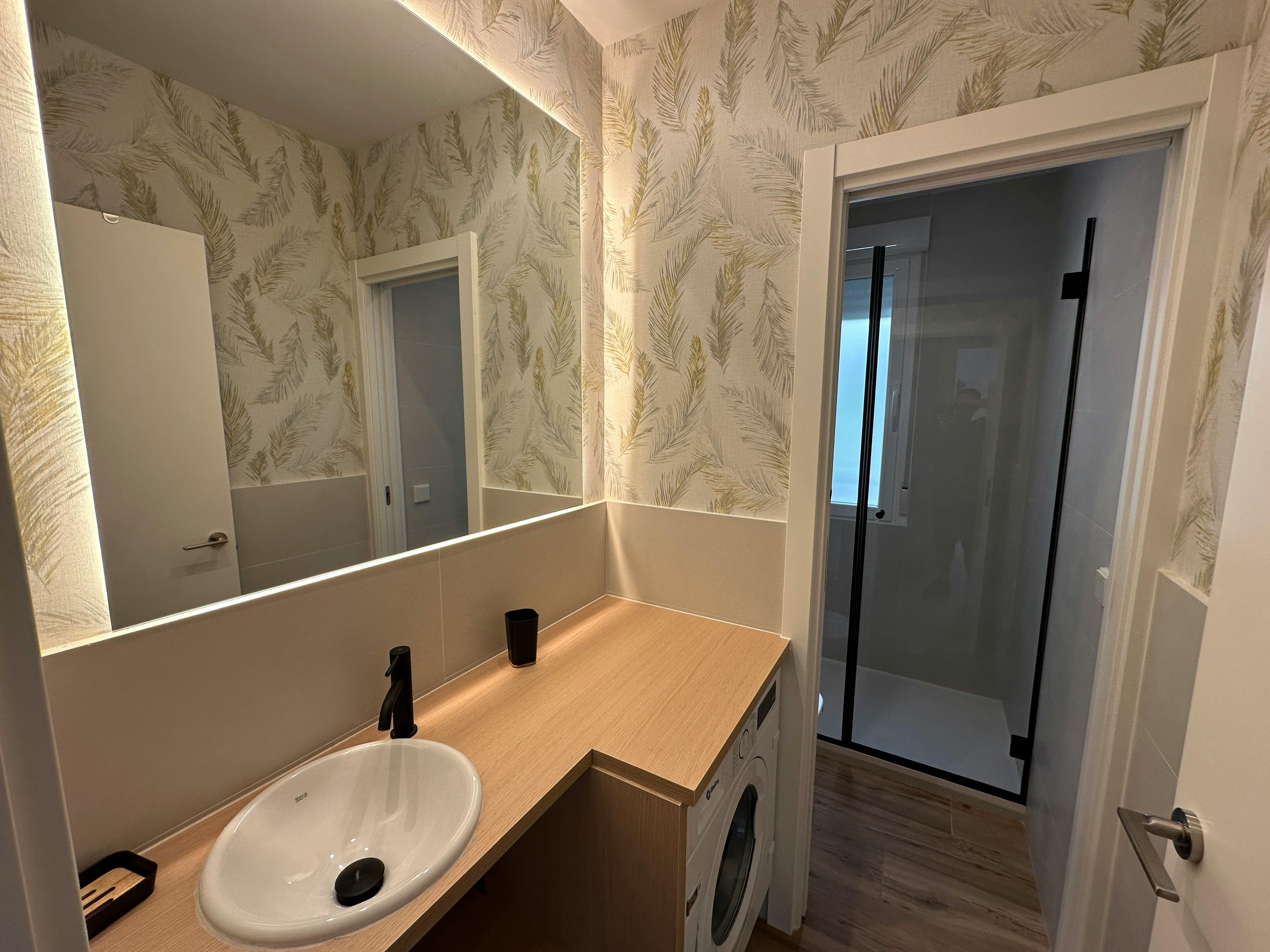 Single room Madrid, 1 bed — photo 9