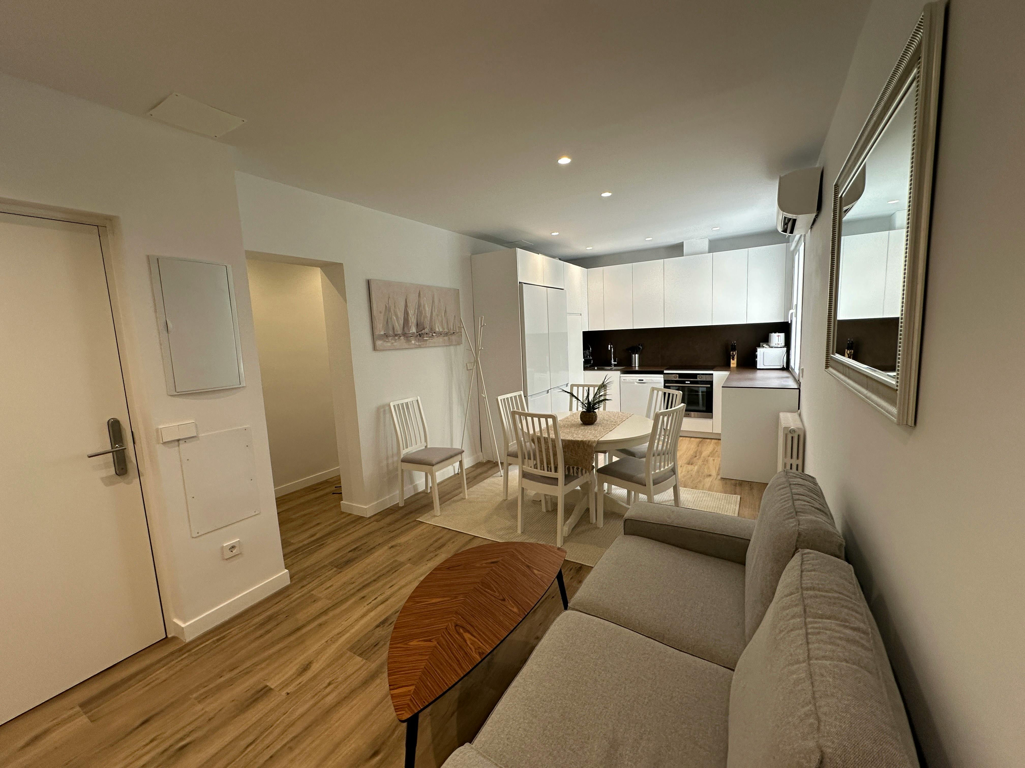 Single room Madrid, 1 bed — photo 1