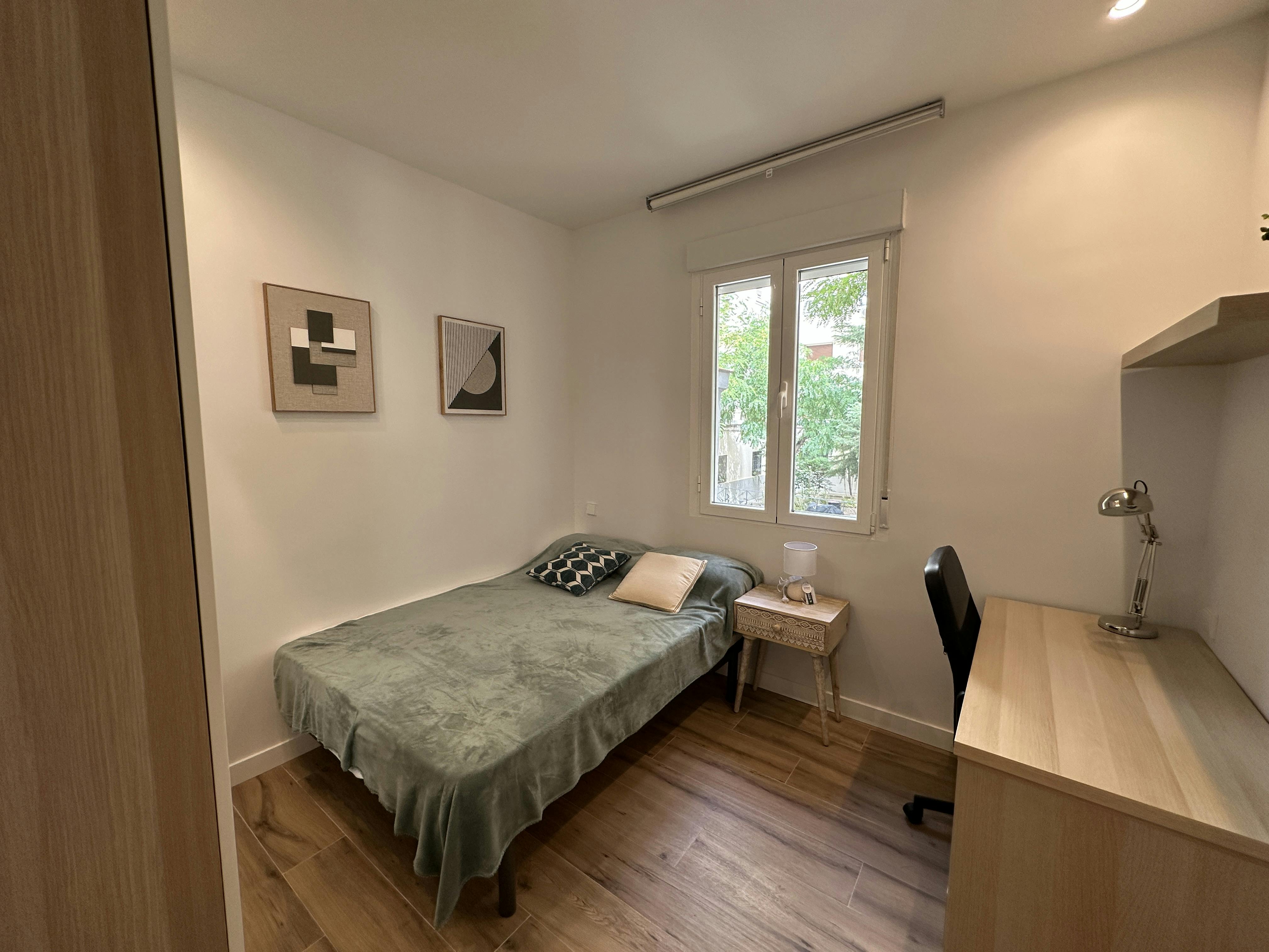 Calle del Marqués del Vasto, Madrid preview