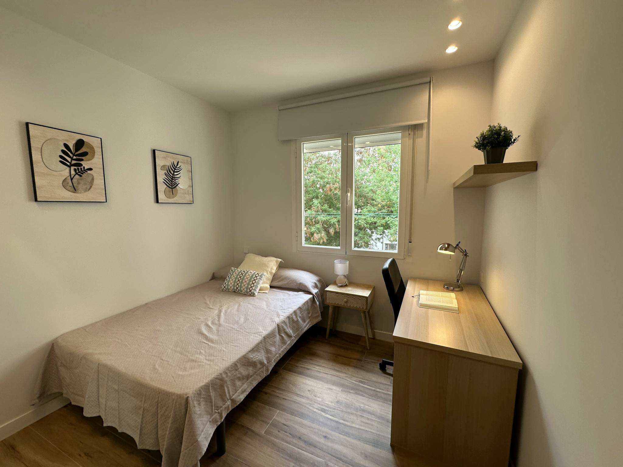 Calle del Marqués del Vasto, Madrid preview