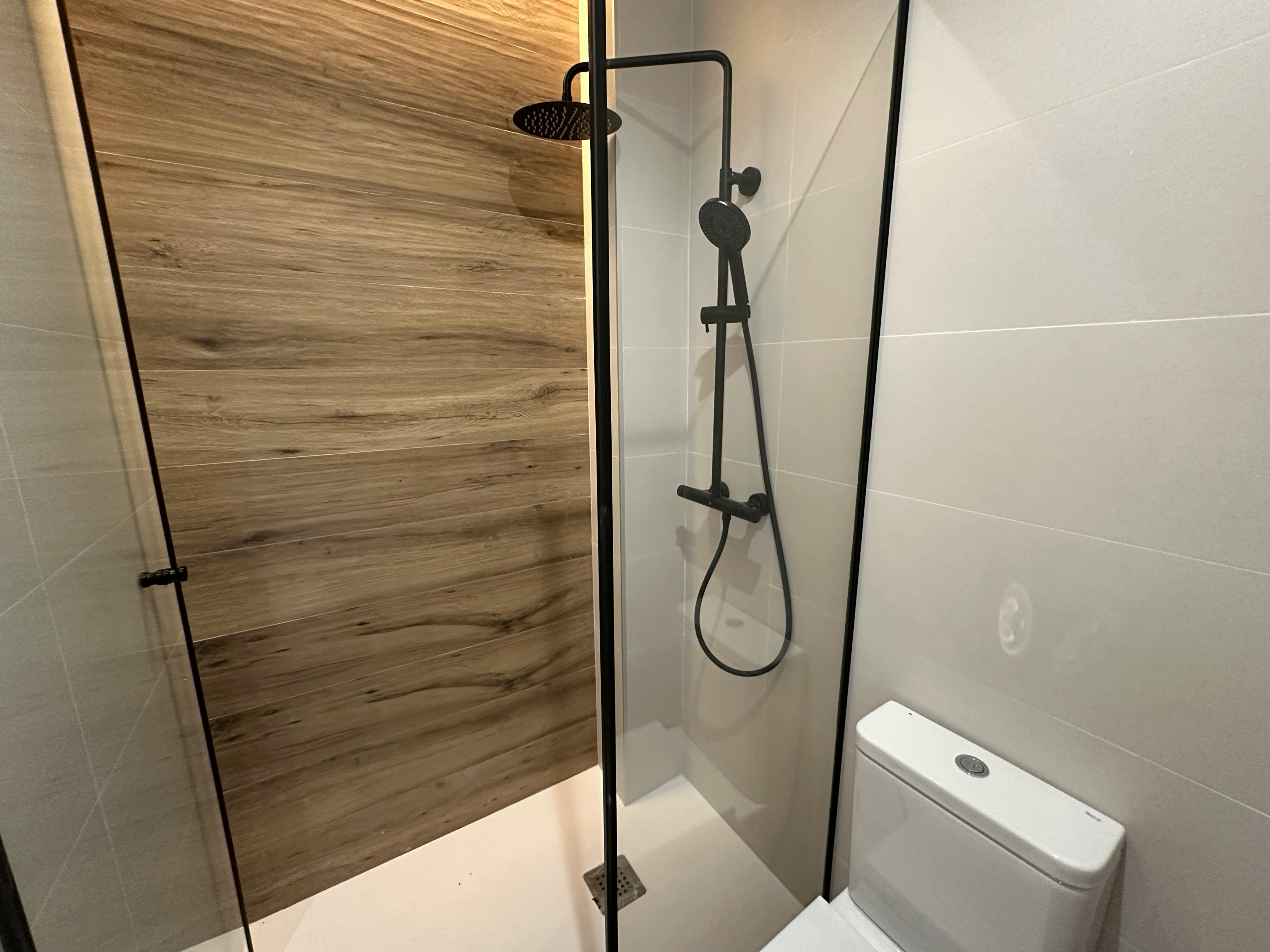 Single room Madrid, 1 bed — photo 4