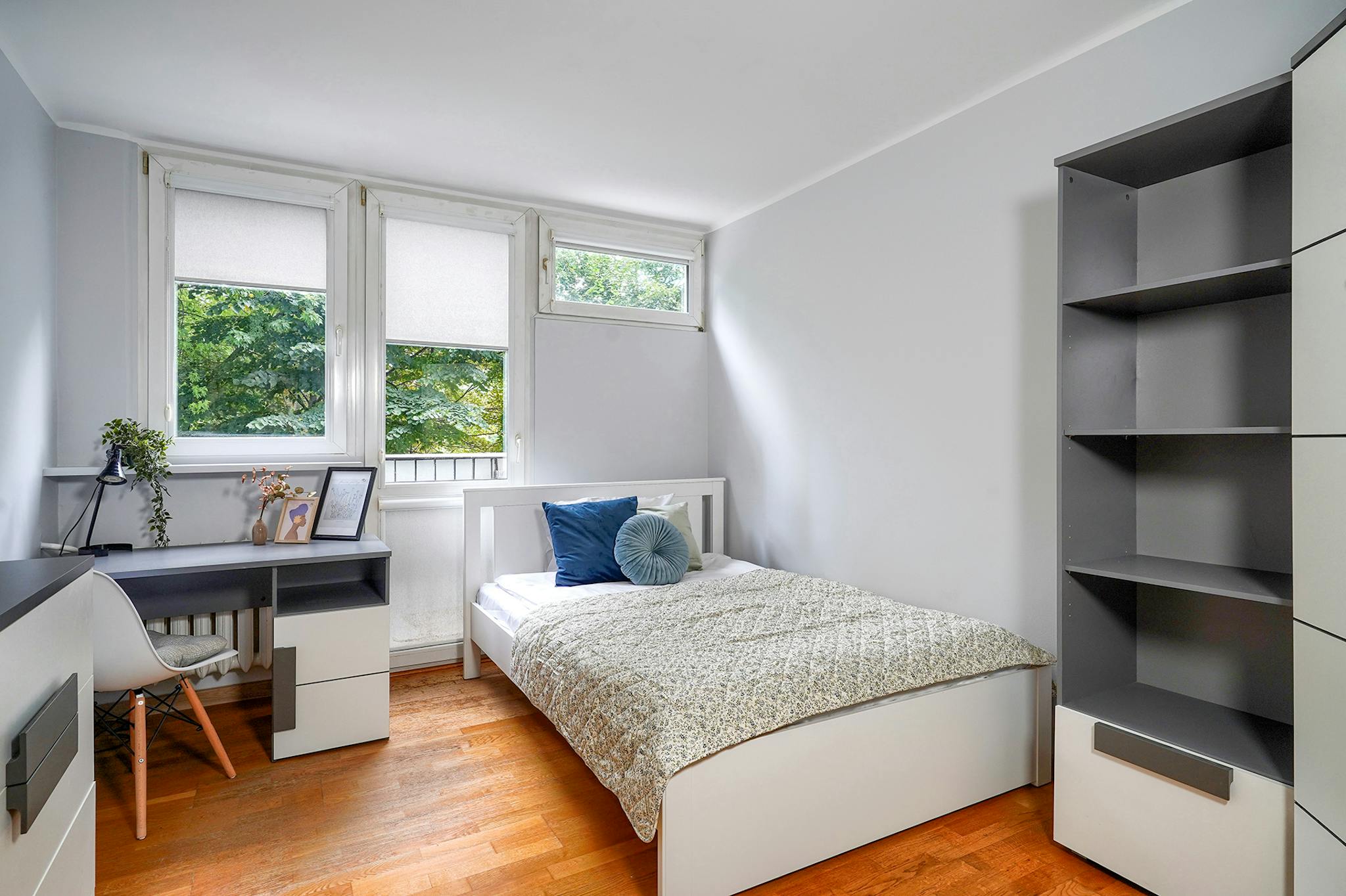 Grzybowska, Warsaw preview