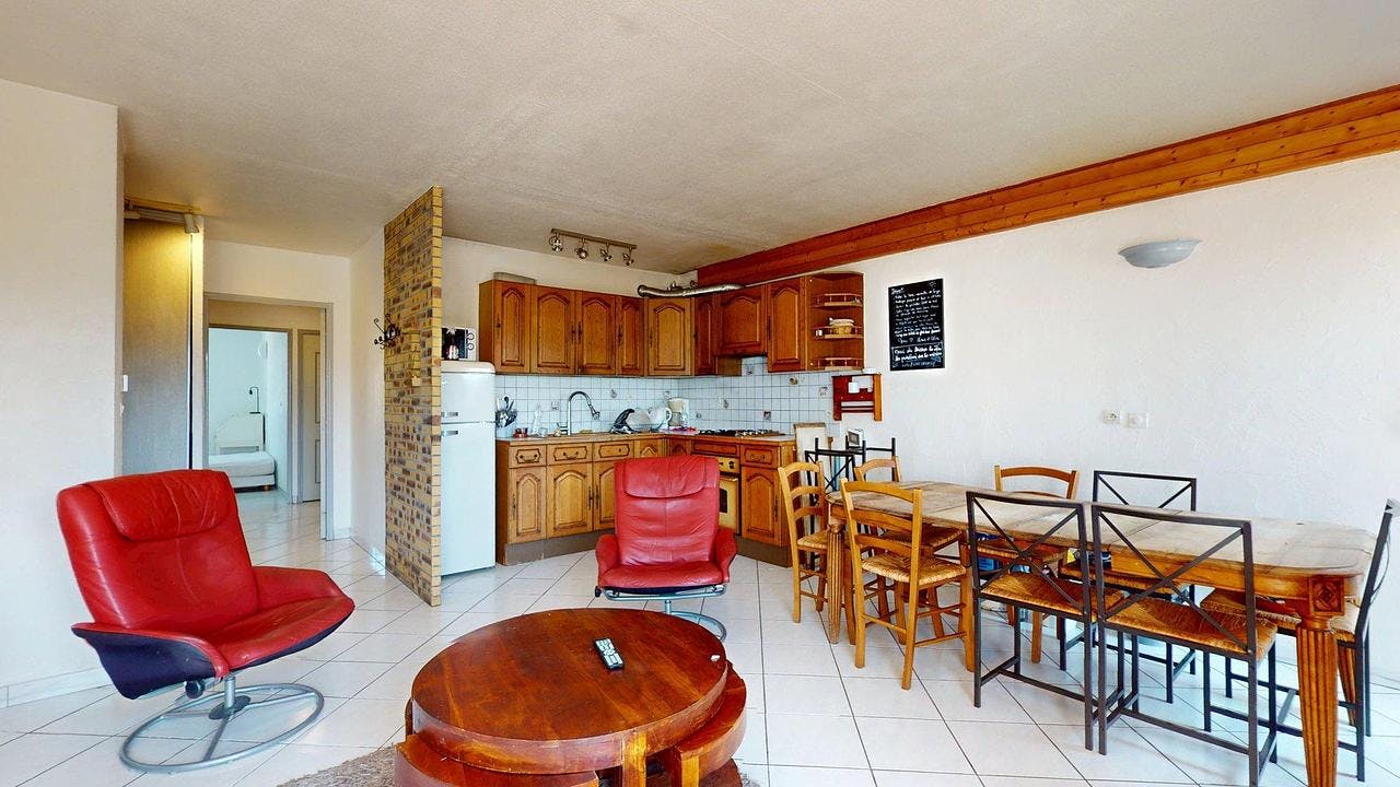 Place des Géants, Grenoble preview