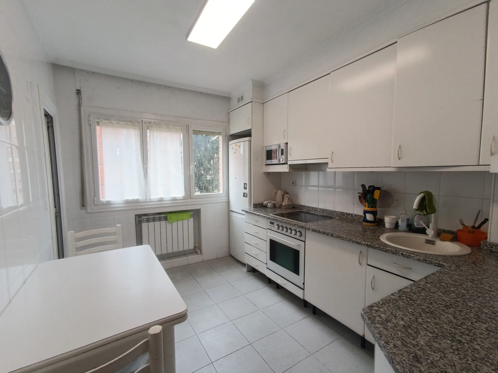 Private room in Plaza Pio Baroja, Pamplona (1638707) COMMON_AREA 3