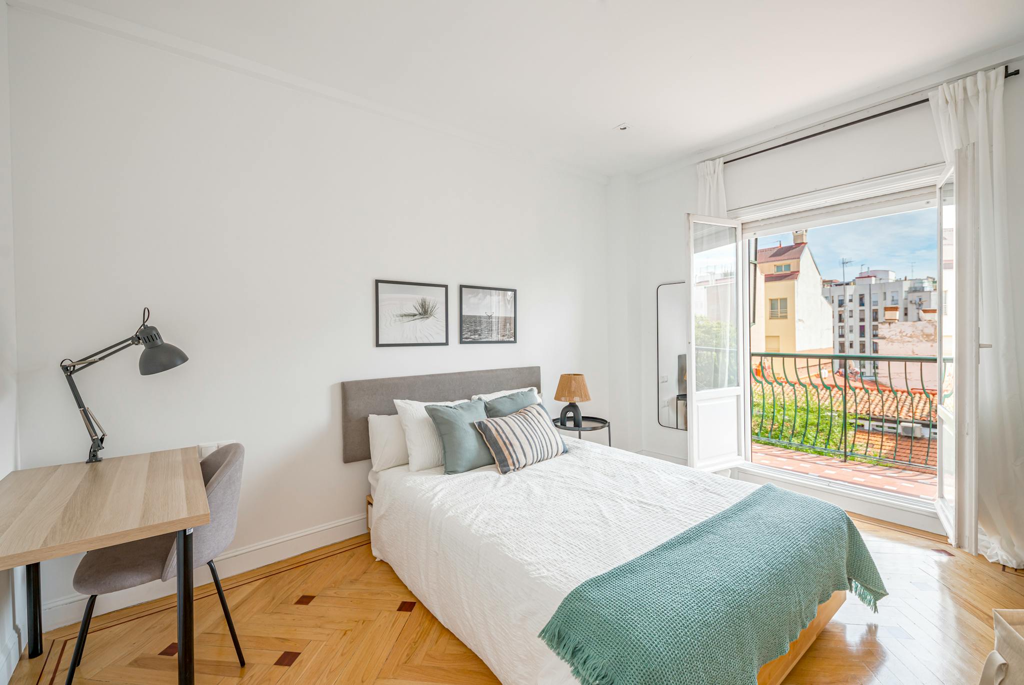 Calle de Alberto Aguilera, Madrid preview