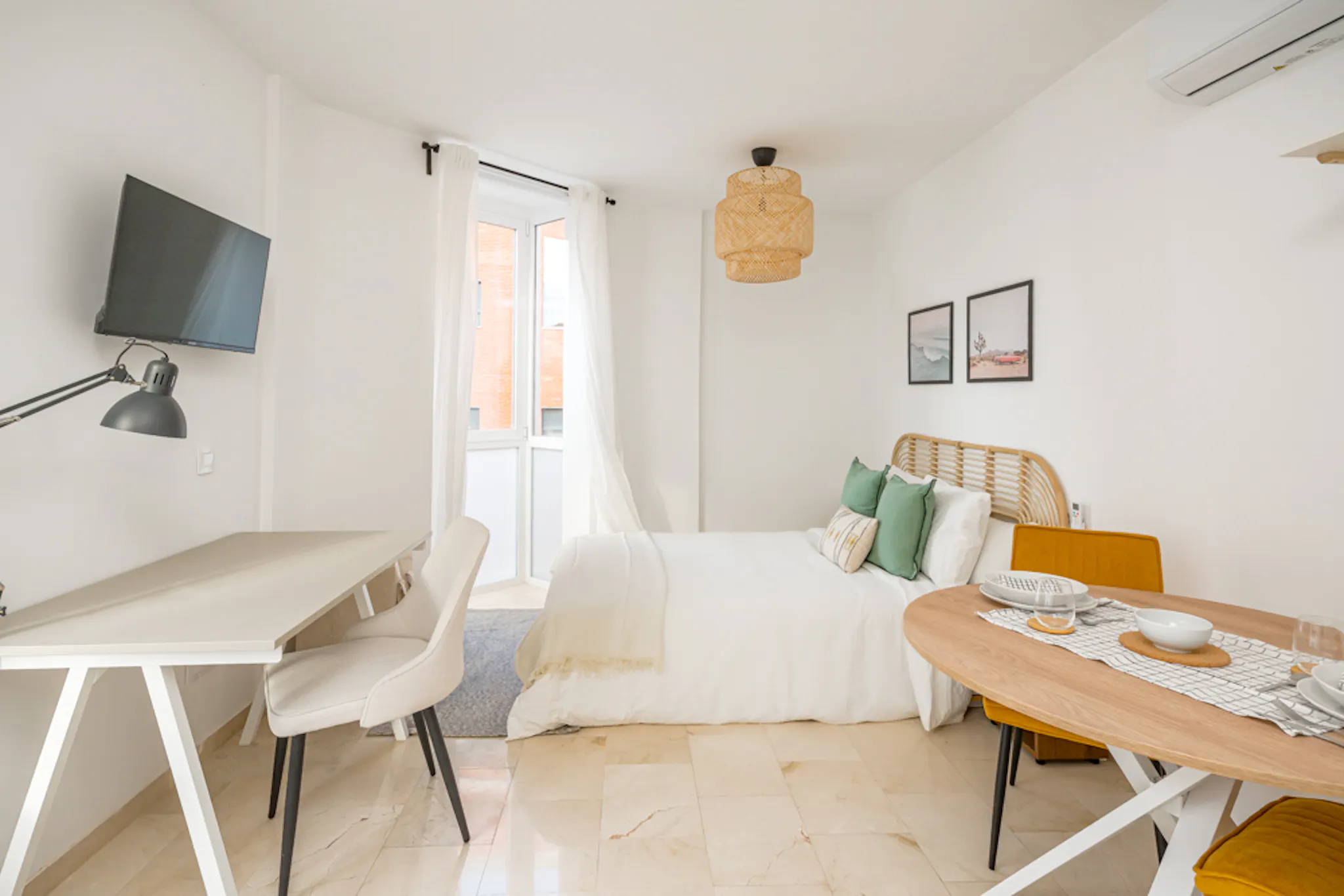 Calle de la Salvia, Madrid preview