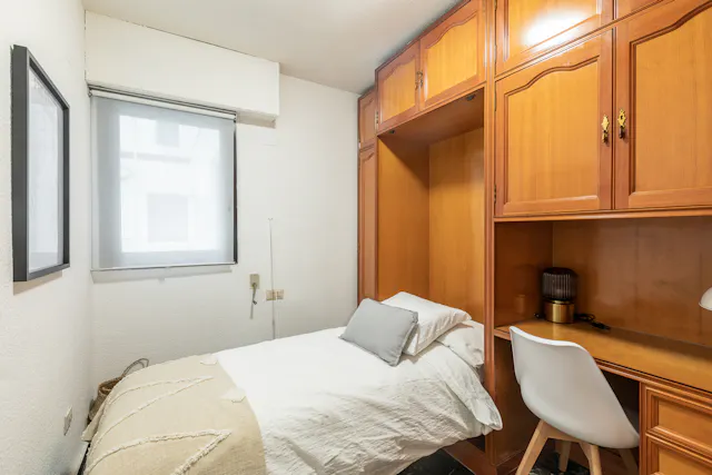 Private room in Carrer de Guillem de Castro, Valencia (1638891) room image 2