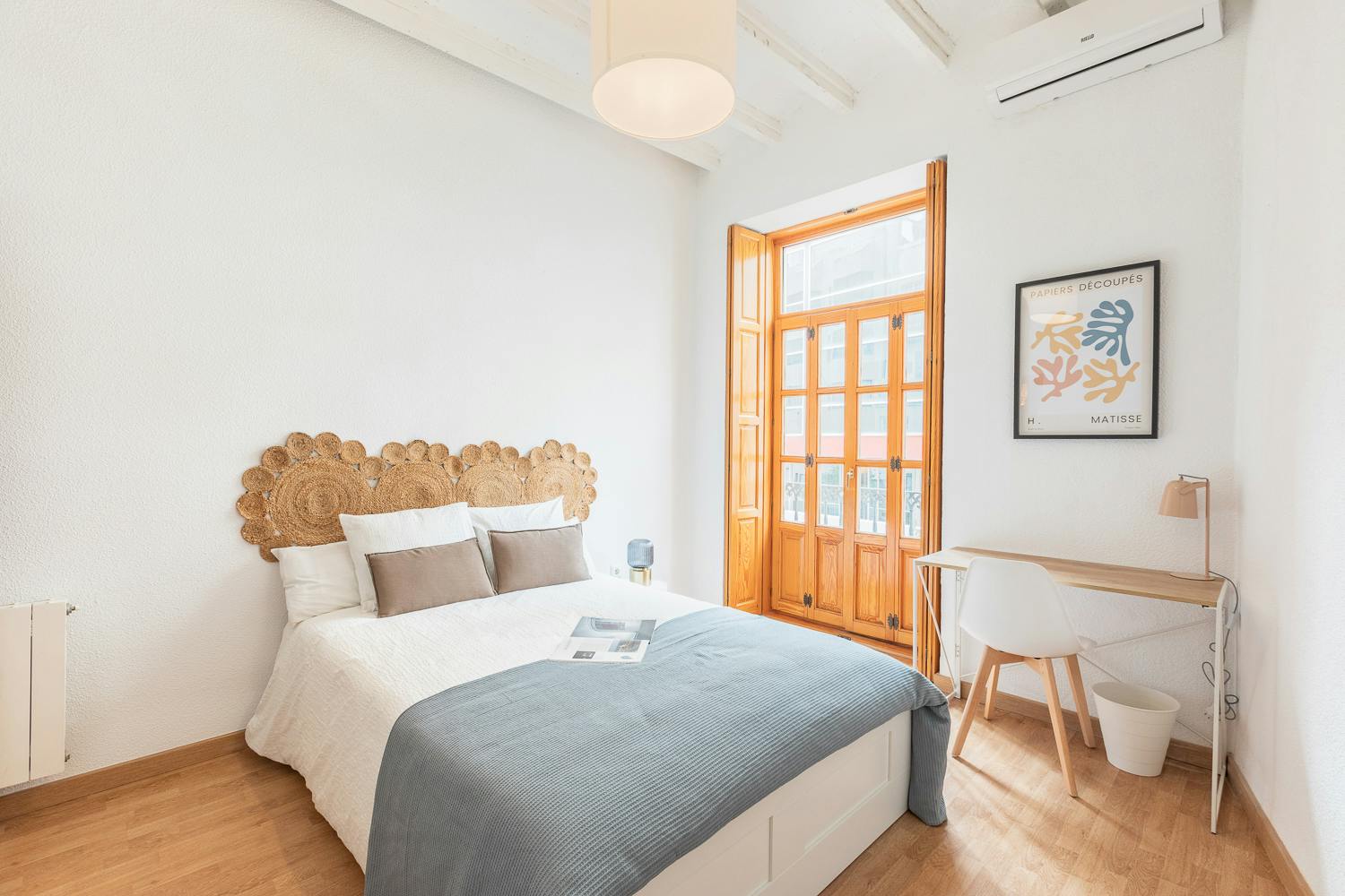 Private room for rent for €575 per month in Valencia, Carrer d'Hernán Cortés