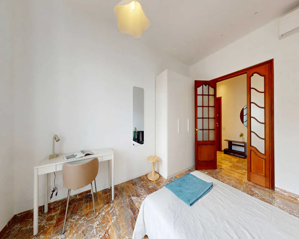 Private room in Via San Martino, Milan (1639057) ROOM 4