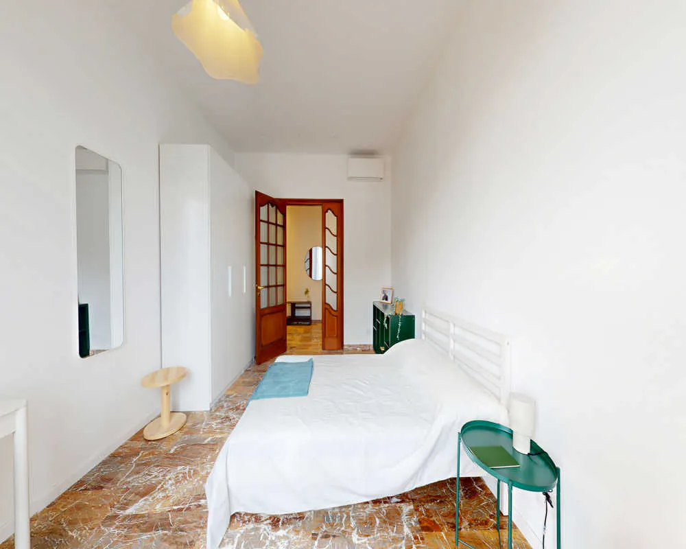 Private room in Via San Martino, Milan (1639057) ROOM 2