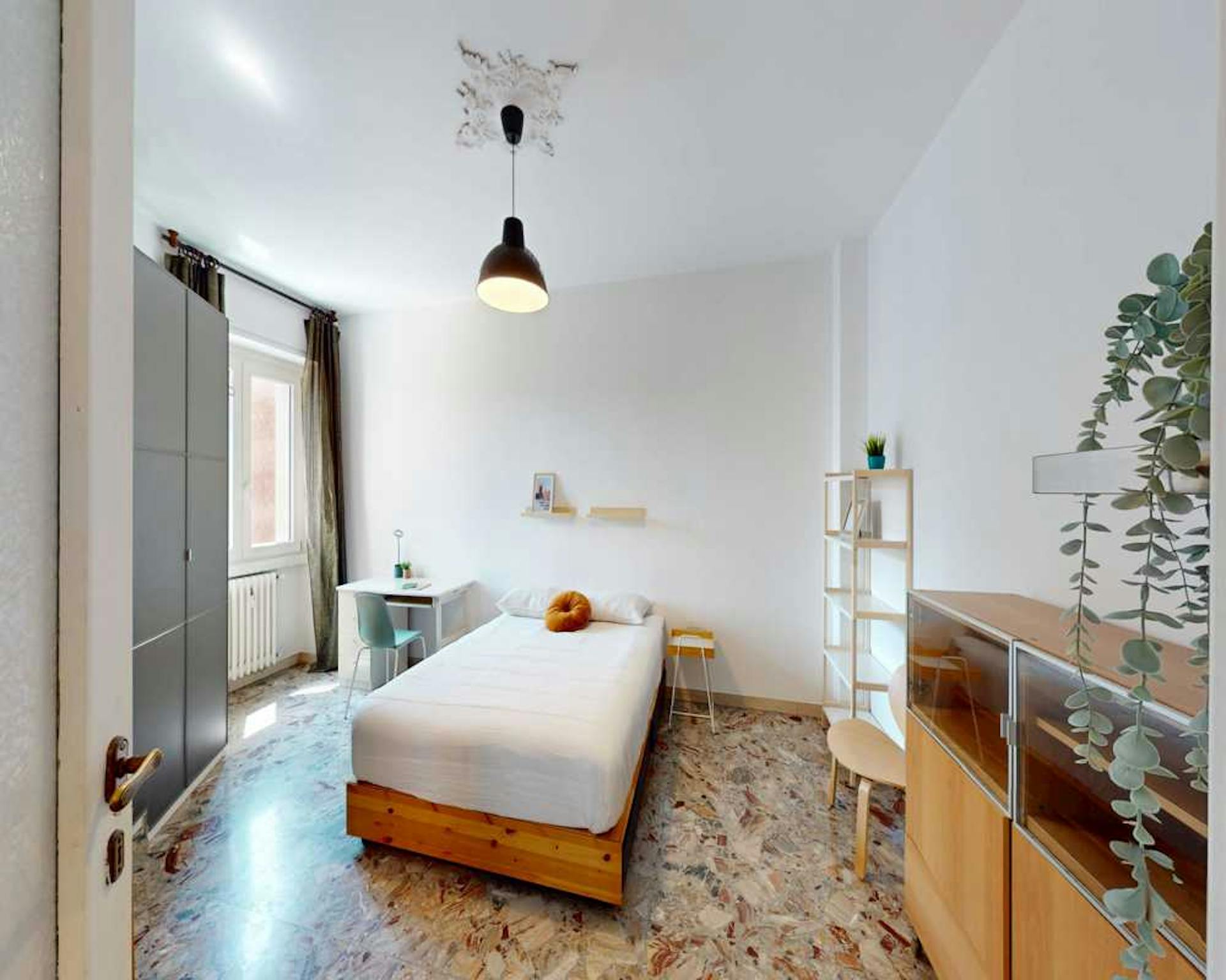 Via Luigi Bertelli, Milan preview