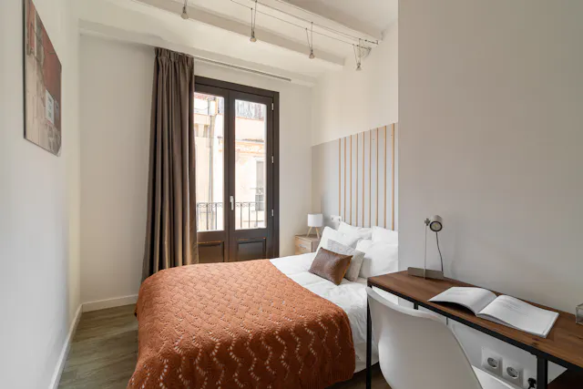 Private room in Carrer de l'Hospital, Barcelona (1639100) room image 1